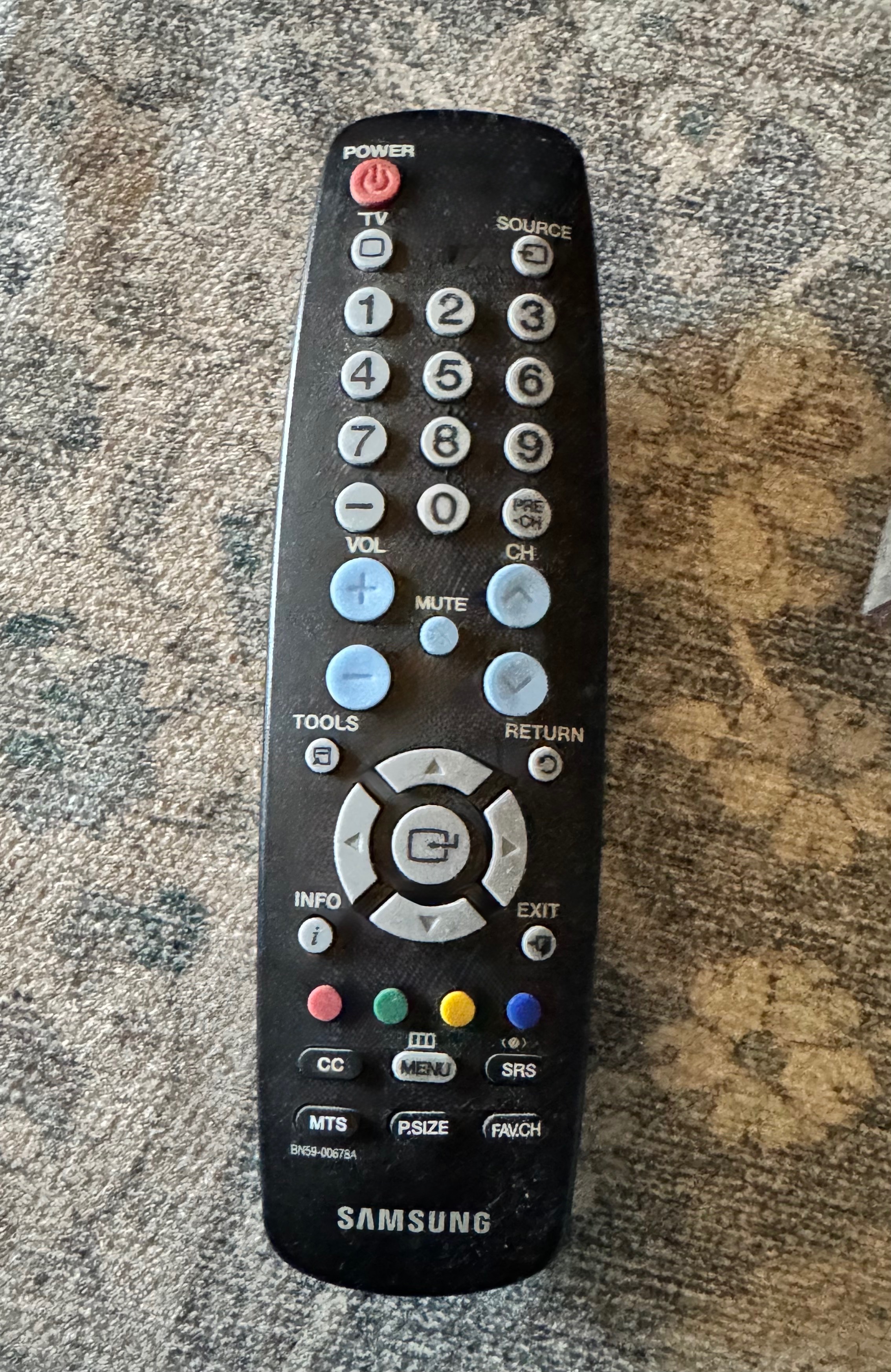 Samsung 21" HD TV, Mirror, and Key Hooks - photo 5