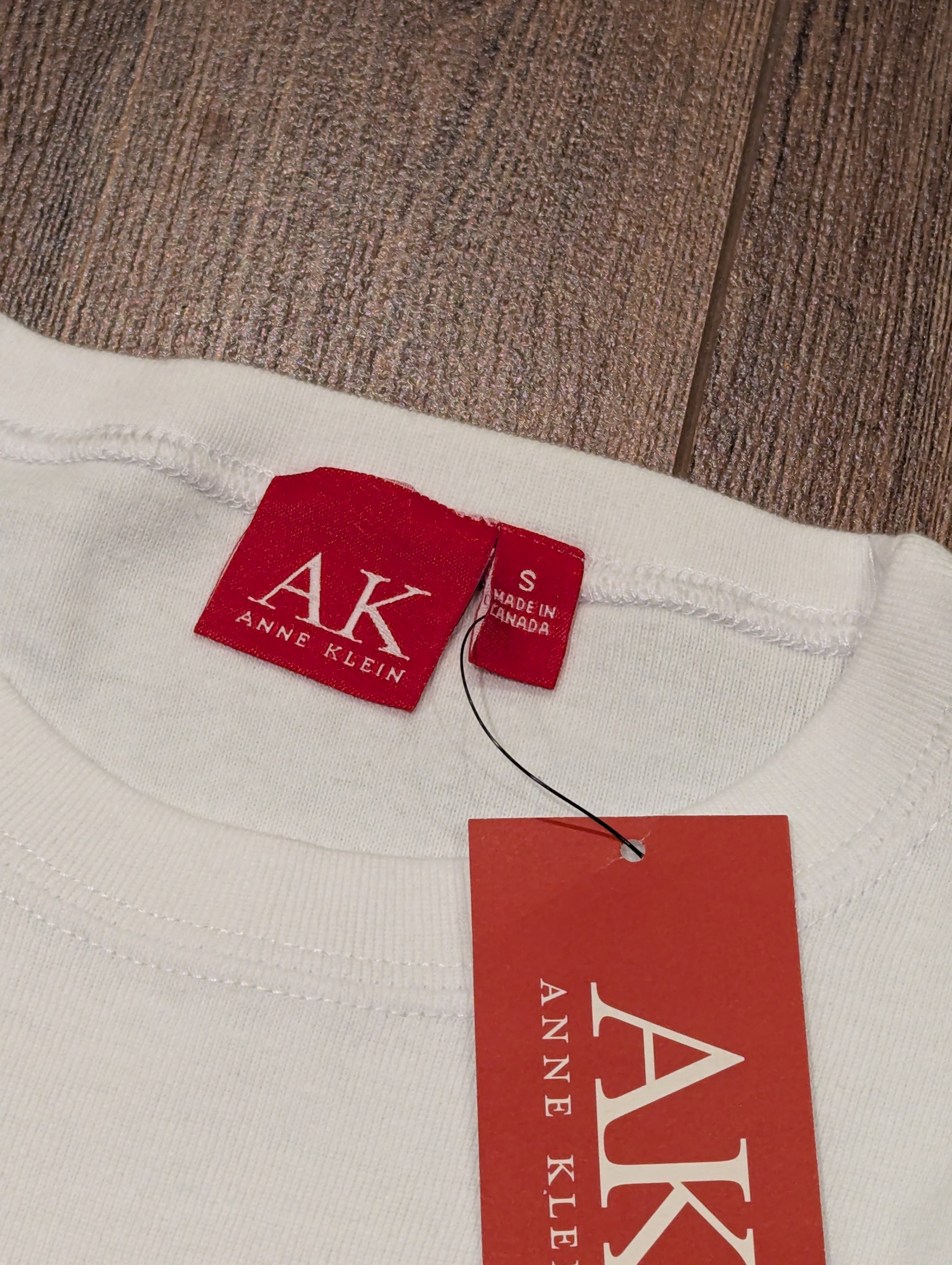 Anne Klein Made in Canada T-Shirts - photo 2