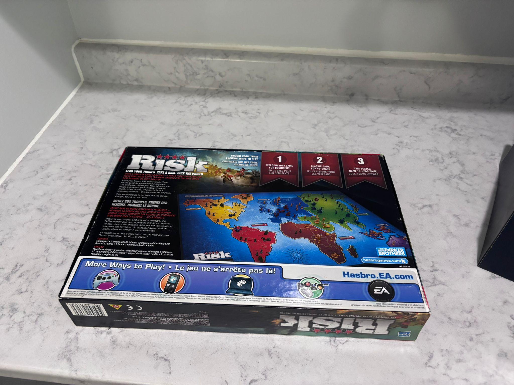 RISK - Board Game - photo 5