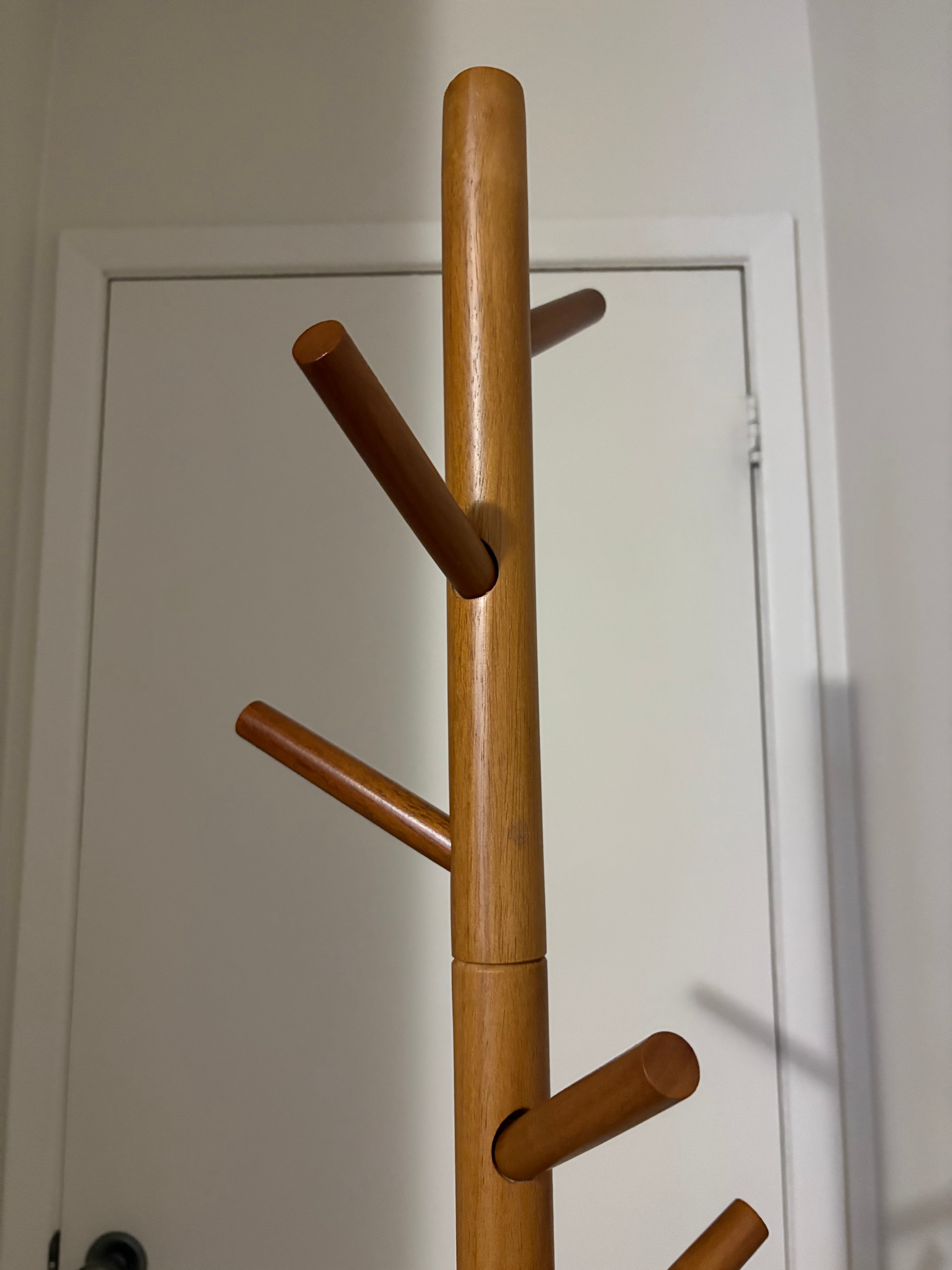 Wooden Coat Rack – 8 Hooks & Adjustable Height - photo 2