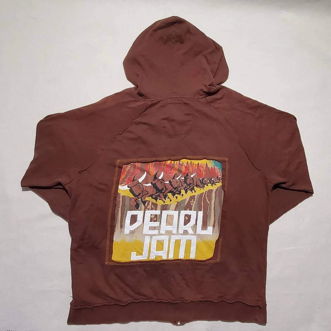 2006 Pearl Jam World Tour Crashious Roadside Limited Hoodie - photo 3