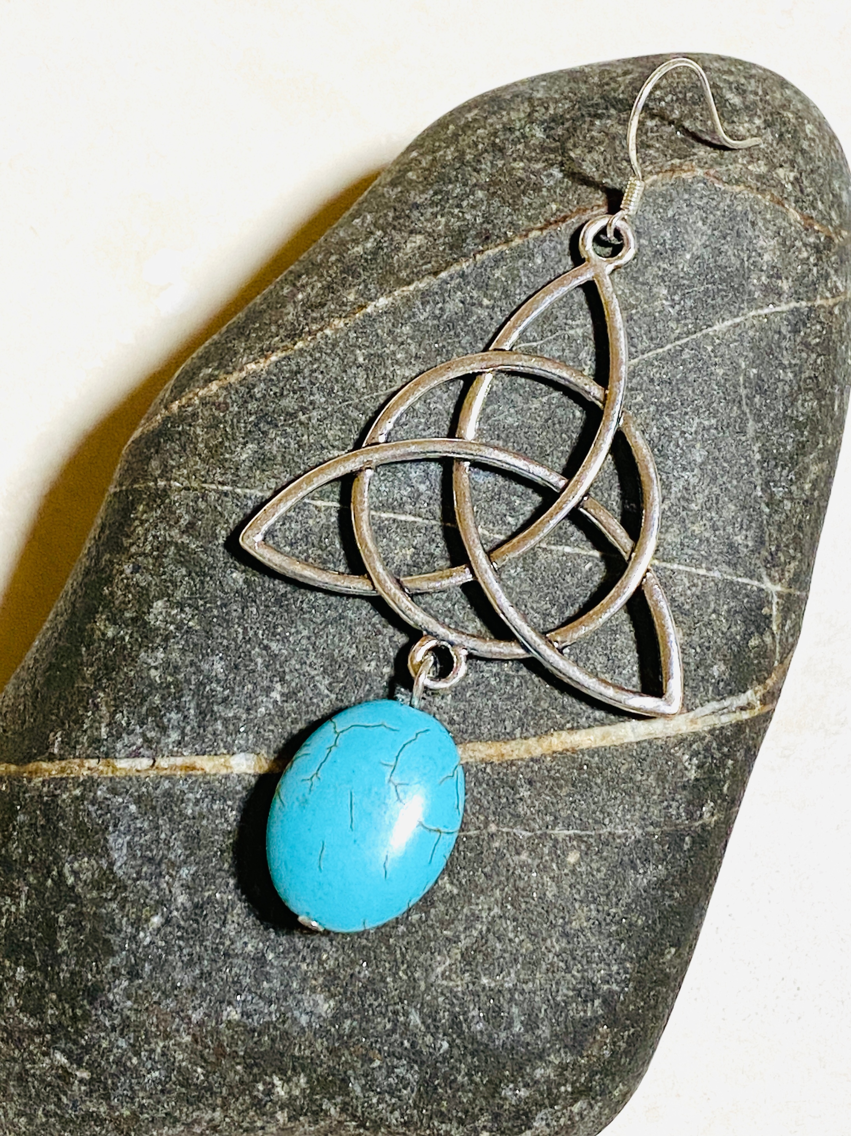 Blue Dyed Howlite Celtic Trinity Earrings, 925 Silver Hooks - photo 4
