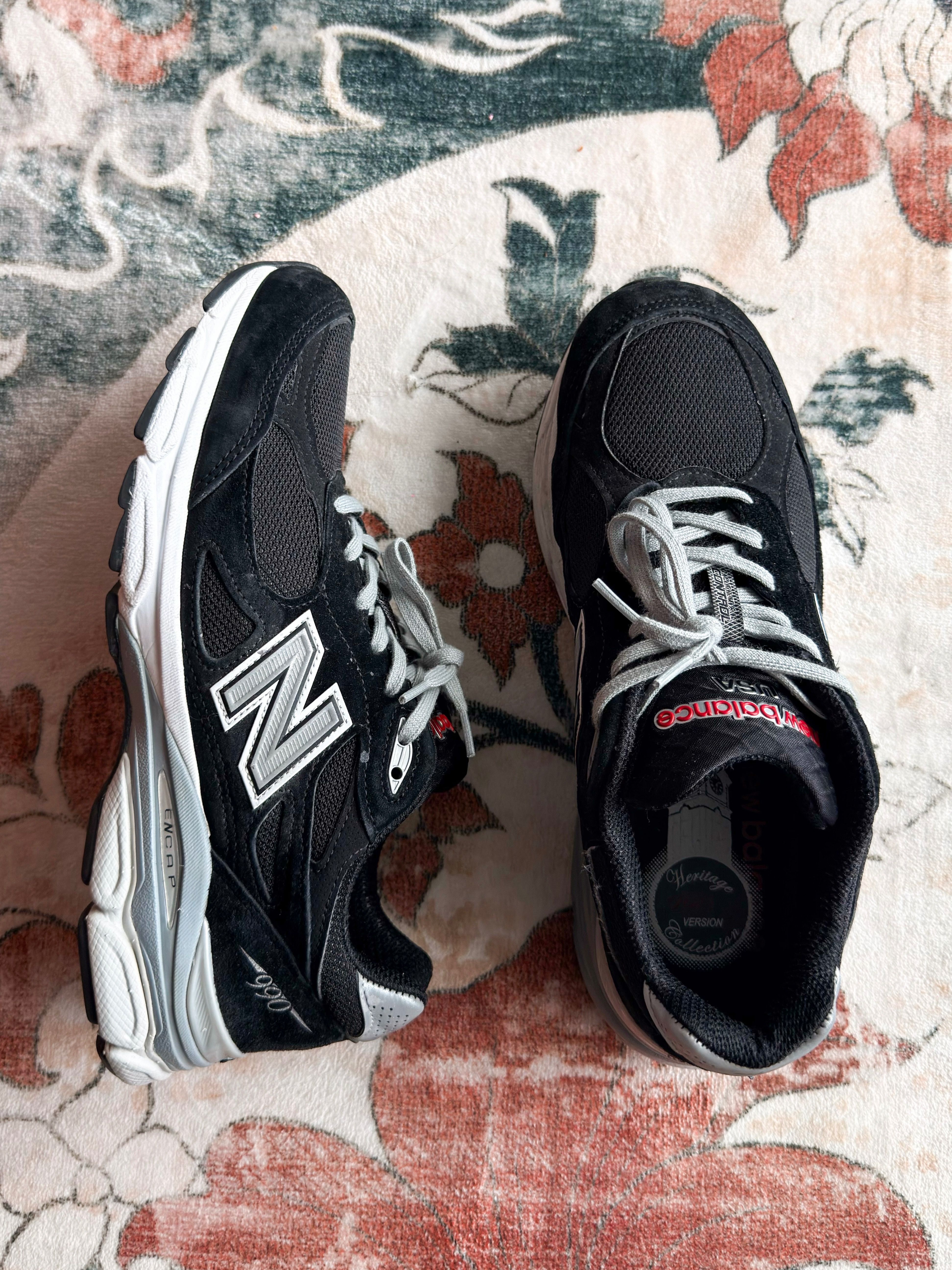 New Balance 990v3 • Size UK9/US10 • Made in USA • Black - photo 2
