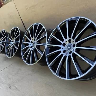 Genuine AMG 19" Staggered Multi-Spoke (7.5+8.5) Ceramic Coated
