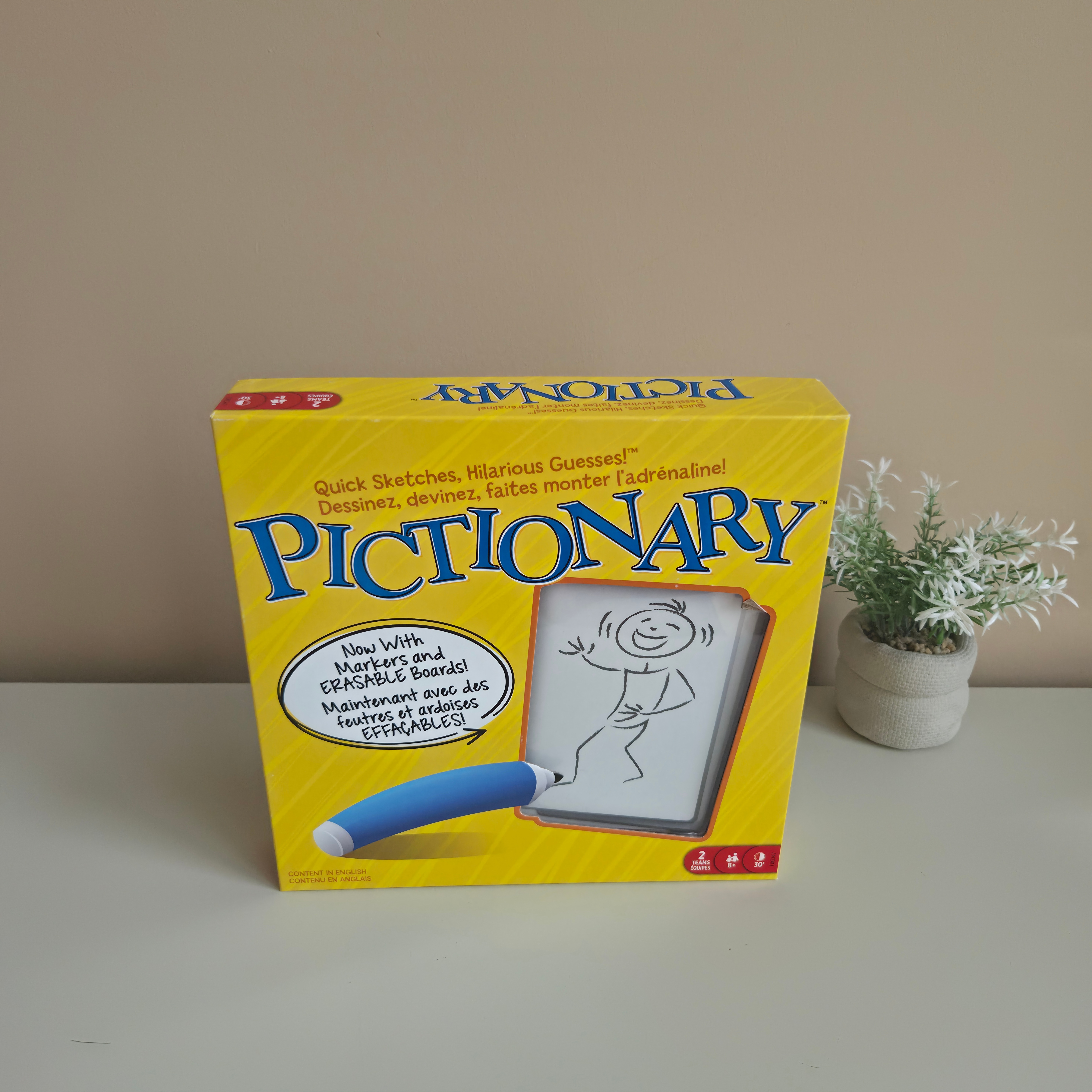 Pictionary - Funny Family Board Game - Like New! 🎲