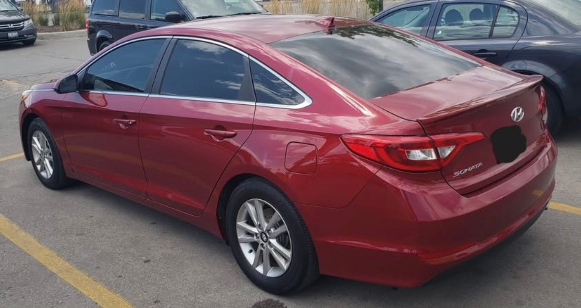 2015 Hyundai Sonata - photo 2