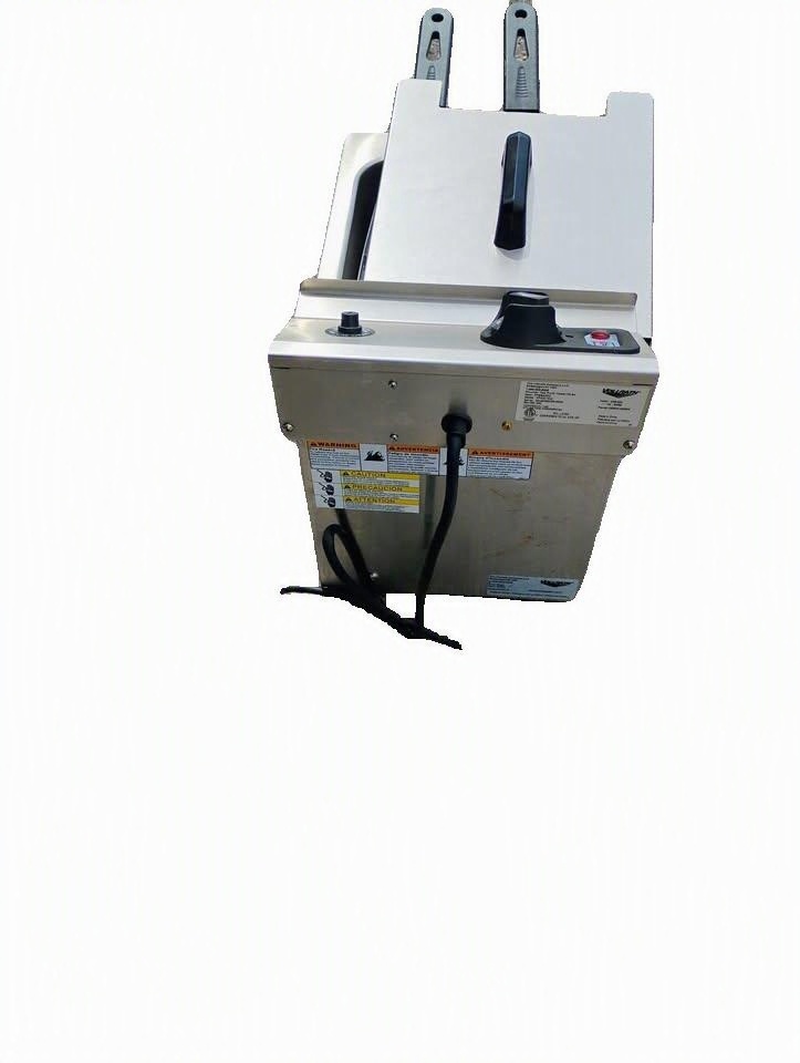 Vollrath 208- to 240-volt 15lb Cayenne Countertop Deep Fryer - photo 4