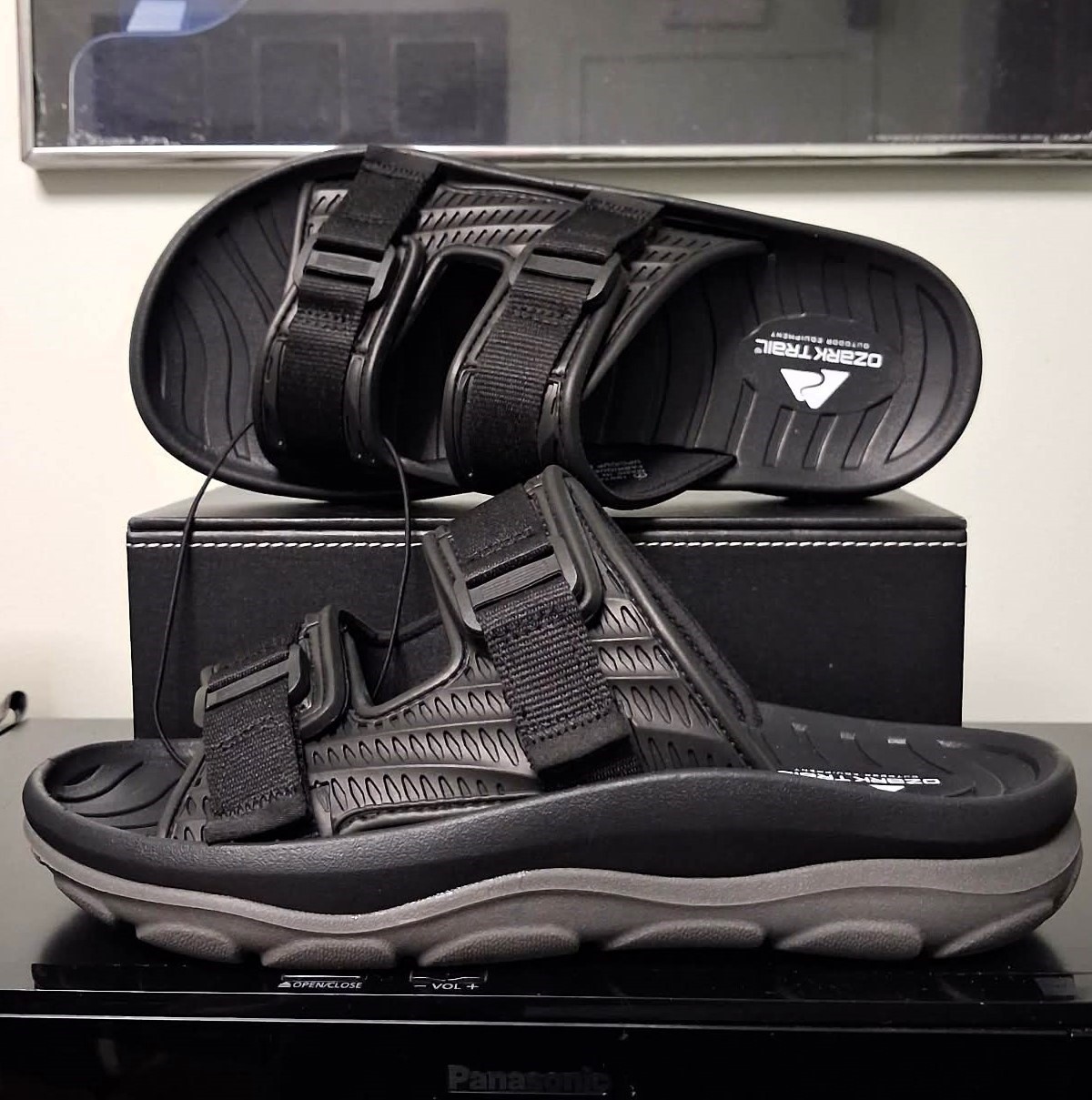 Brand New Ozark Trail Men’s Sport Slide Sandals – Black Size 7 - photo 3