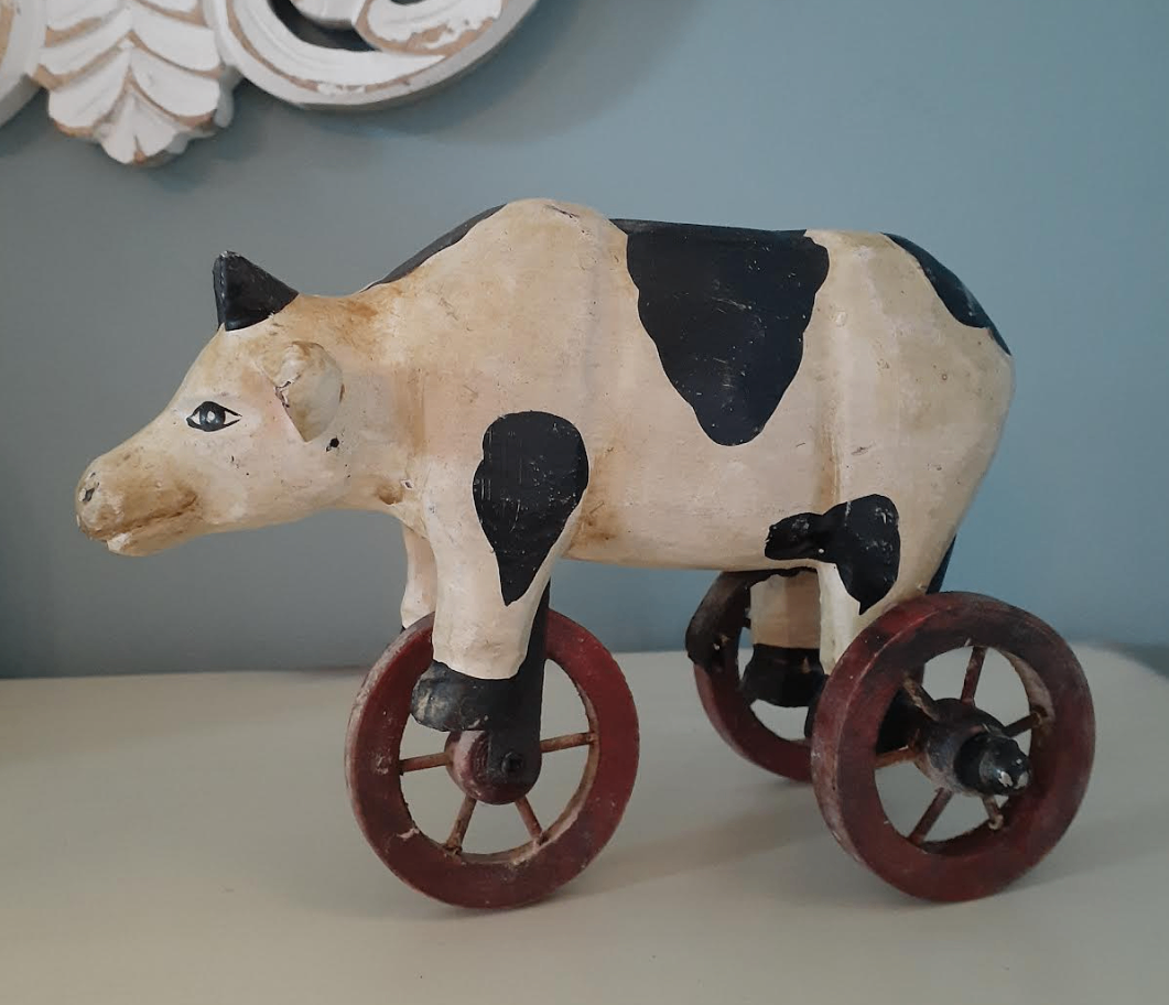 Vintage Cow on Wheels primitive style carved wood art figurine - photo 2