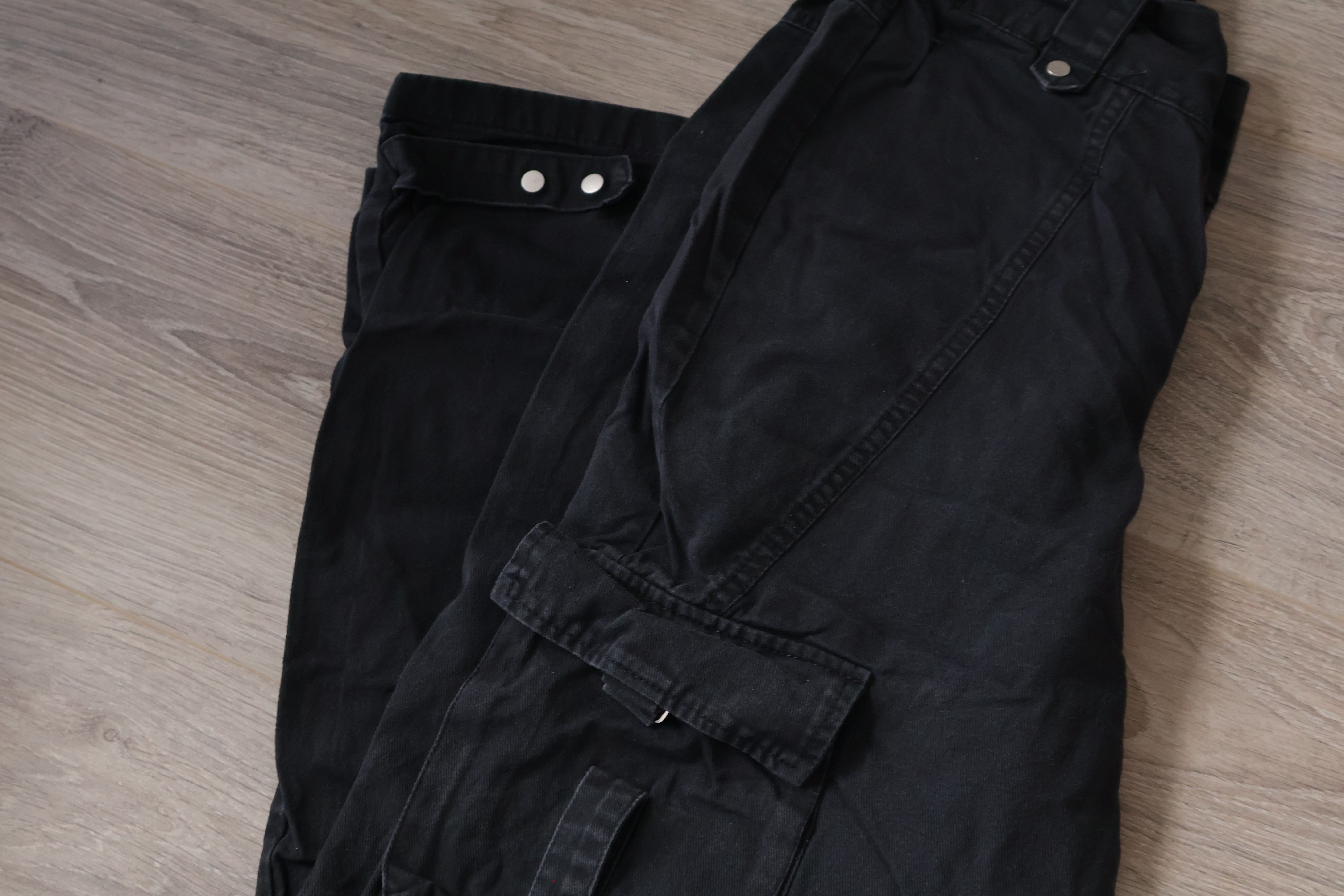 Black cargo pants - photo 2