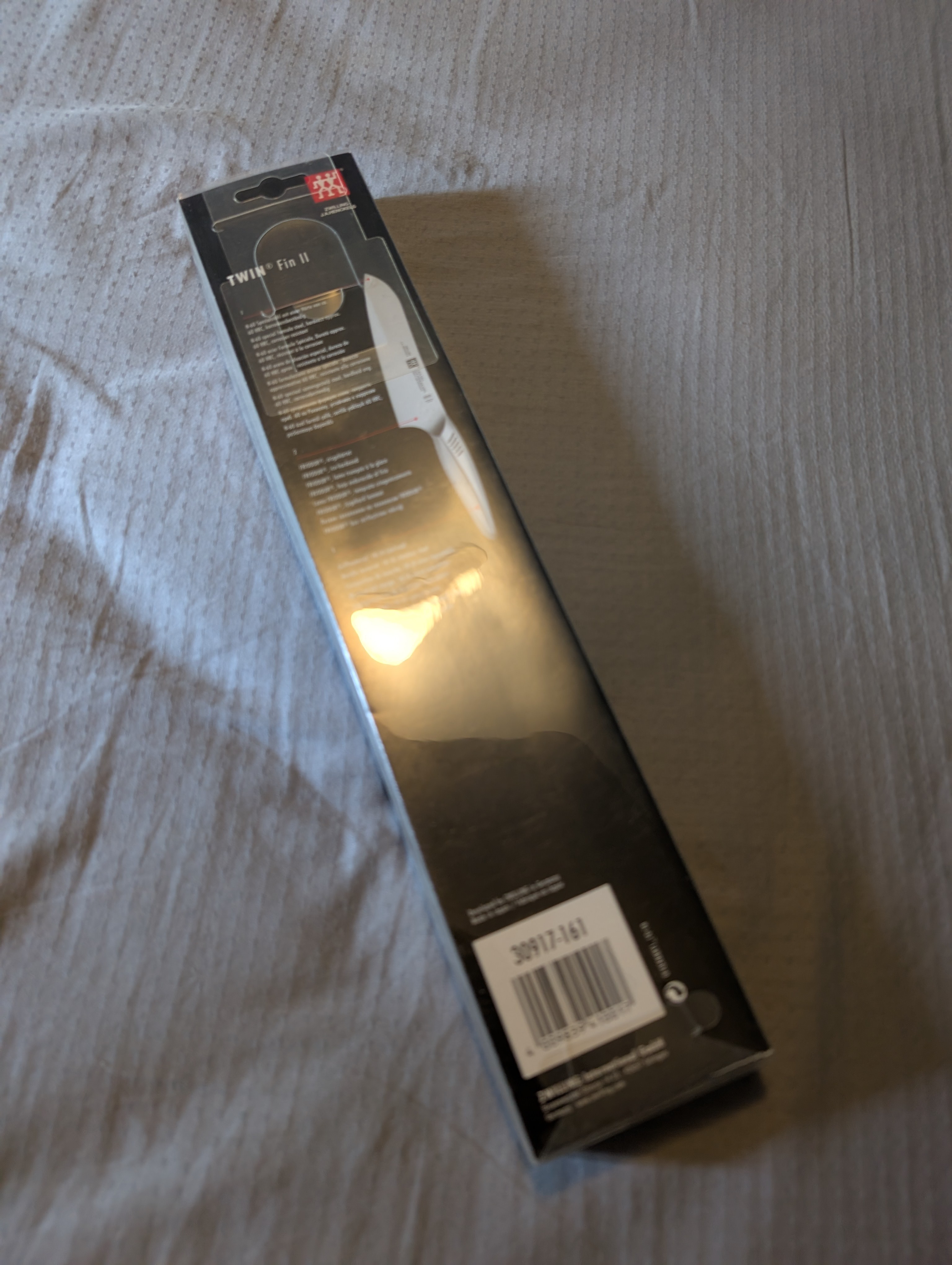 ZWILLING Twin FIN 6.5 INCH SANTOKU Knife, Silver (30917-161) - photo 3