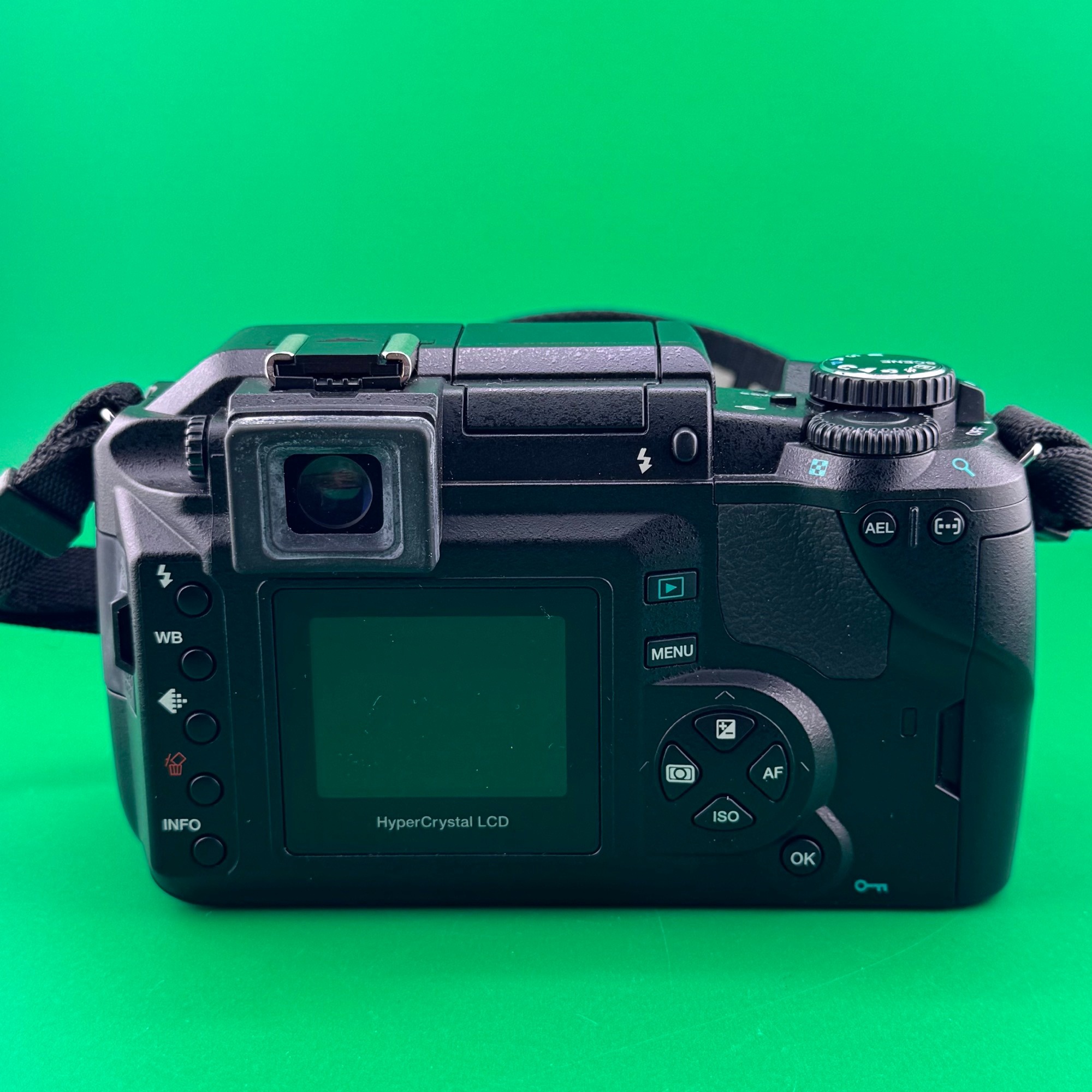 Olympus EVOLT E-300 - DSLR Camera - With HLD-3 - Battery Grip... - photo 4