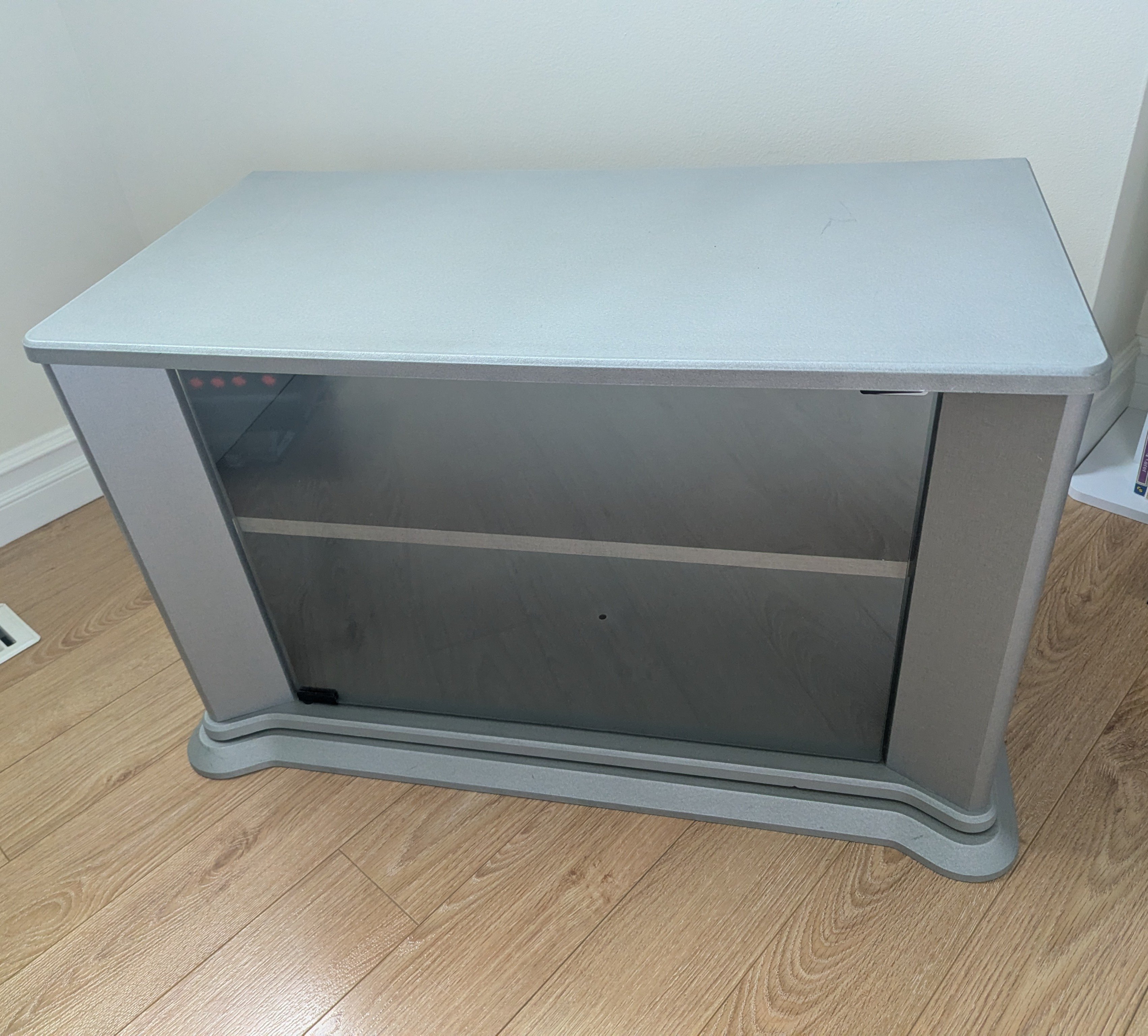 Swivel TV Stand W29" D15" H18"