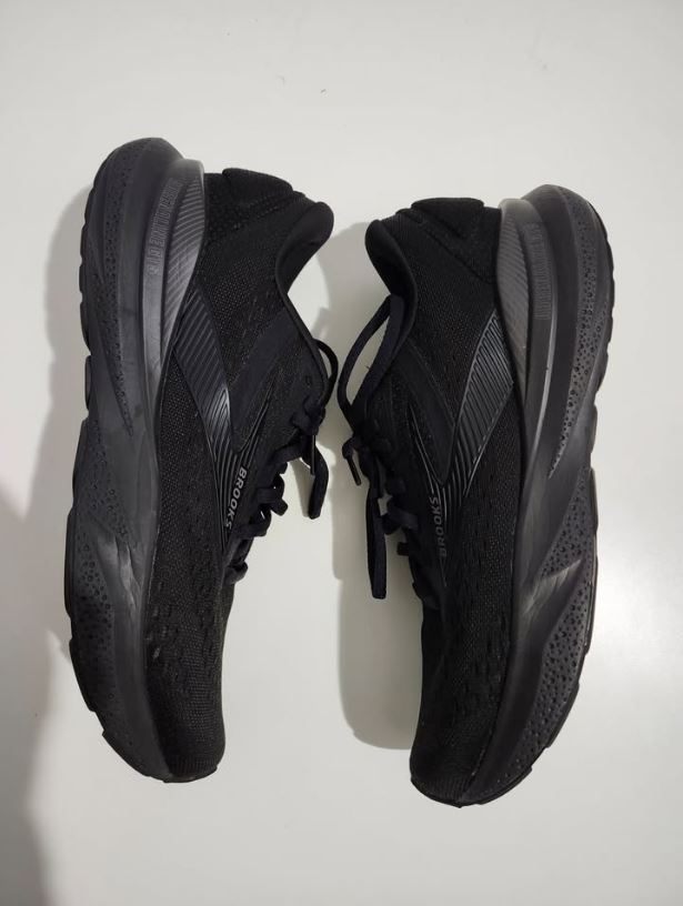 Shoes Brooks Adrenaline GTS 24 Black, Size Men 10.5 / Women 12 - photo 2