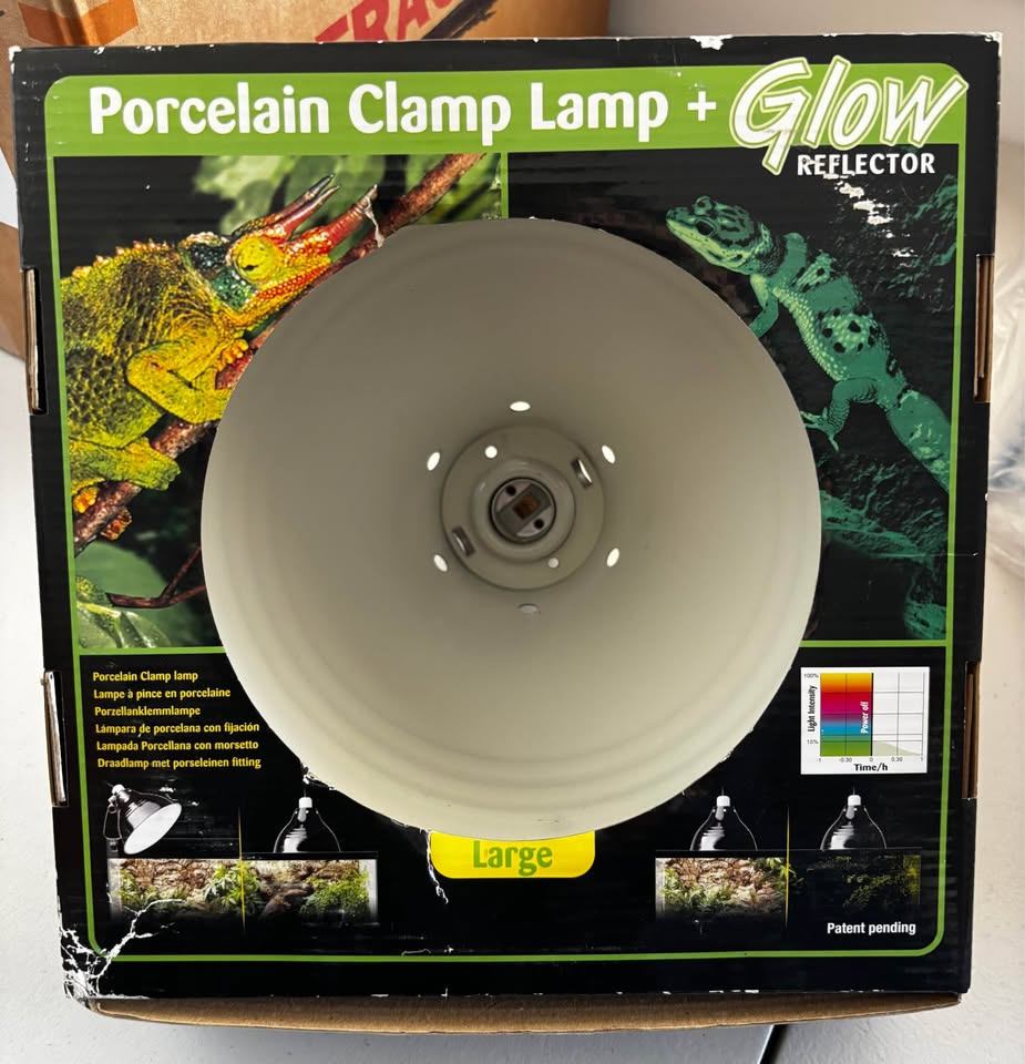 Exo Terra Reptile Porcelain Large Glow Reflector Clamp Lamp - photo 2