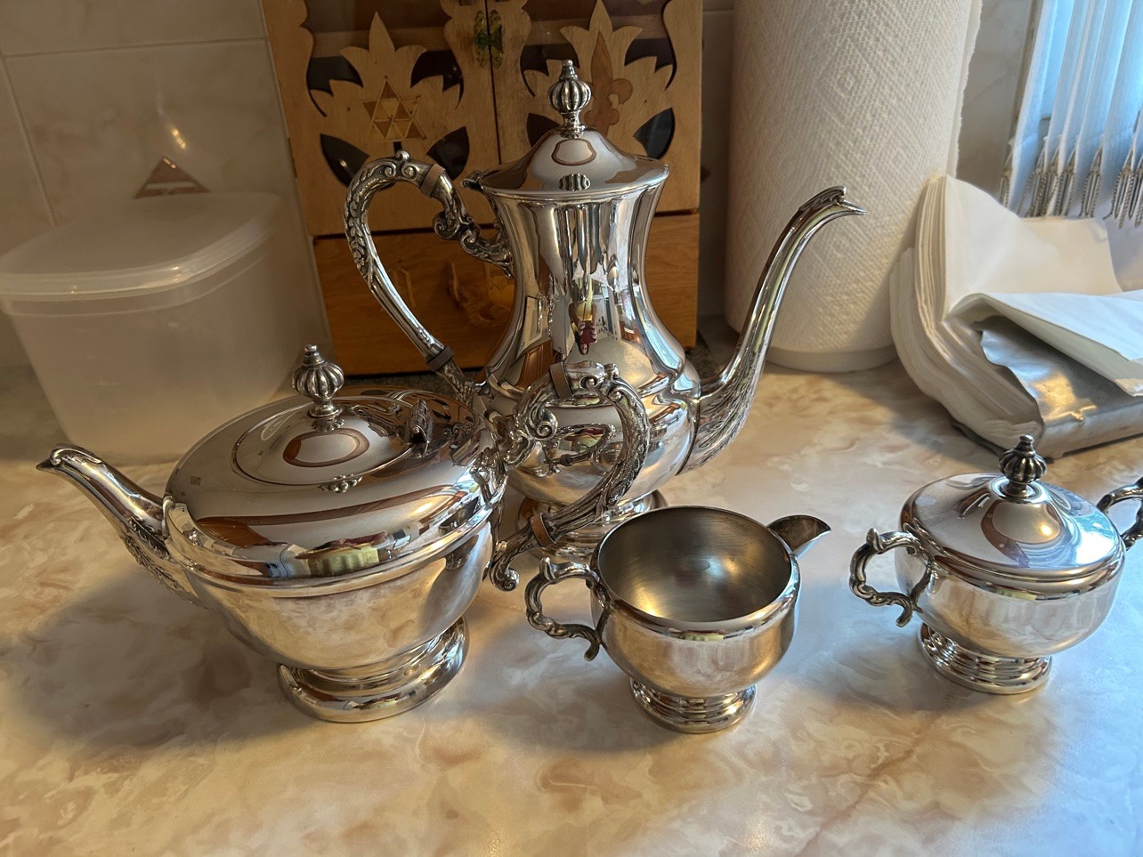 VINTAGE VIKING SILVER PLATED COFFEE AND TEA SET