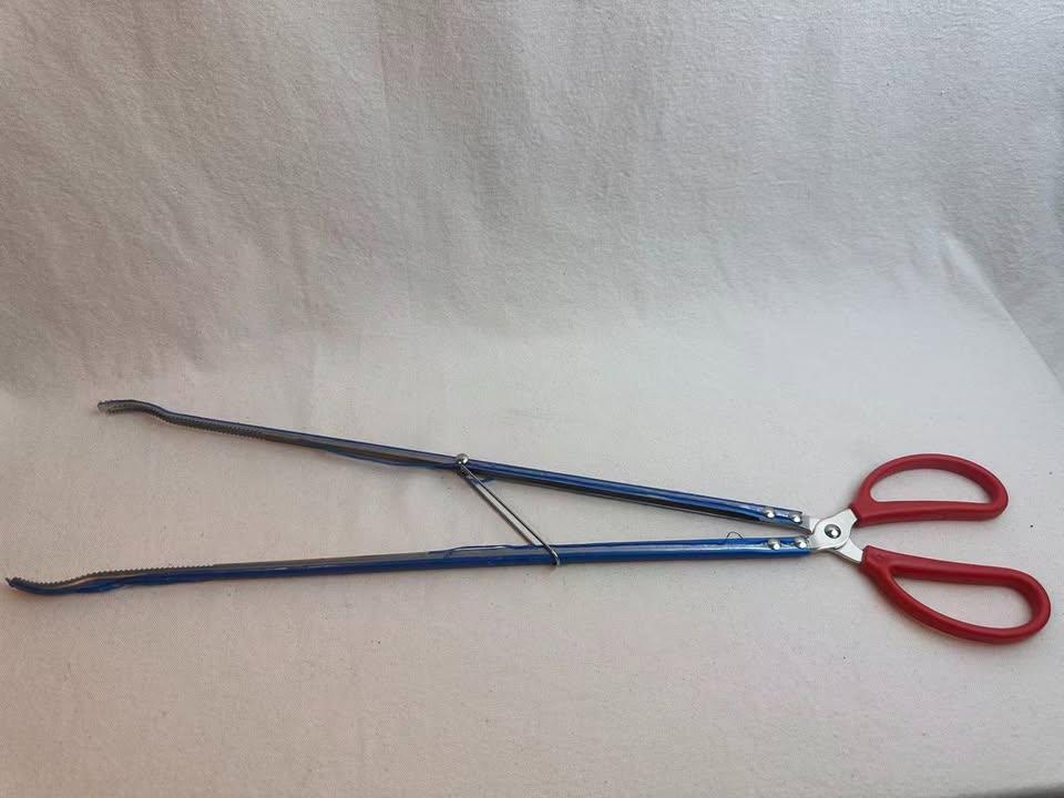 Long-Reach Scissor Tongs – 2 Pack, 24.4 in, Red Handles