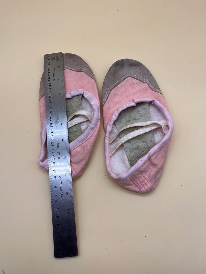 Kids Pink Canvas Ballet Shoes - photo 2