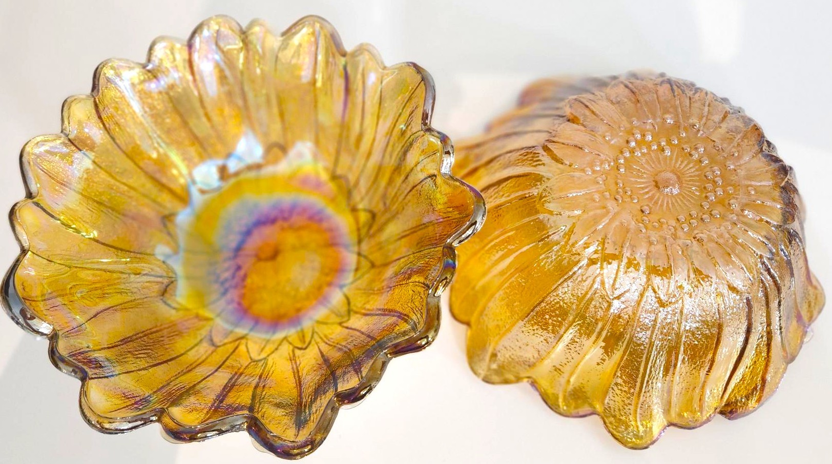 Two Indiana Glass Marigold Bowls Lily Pons Sunflower Carnival - photo 4