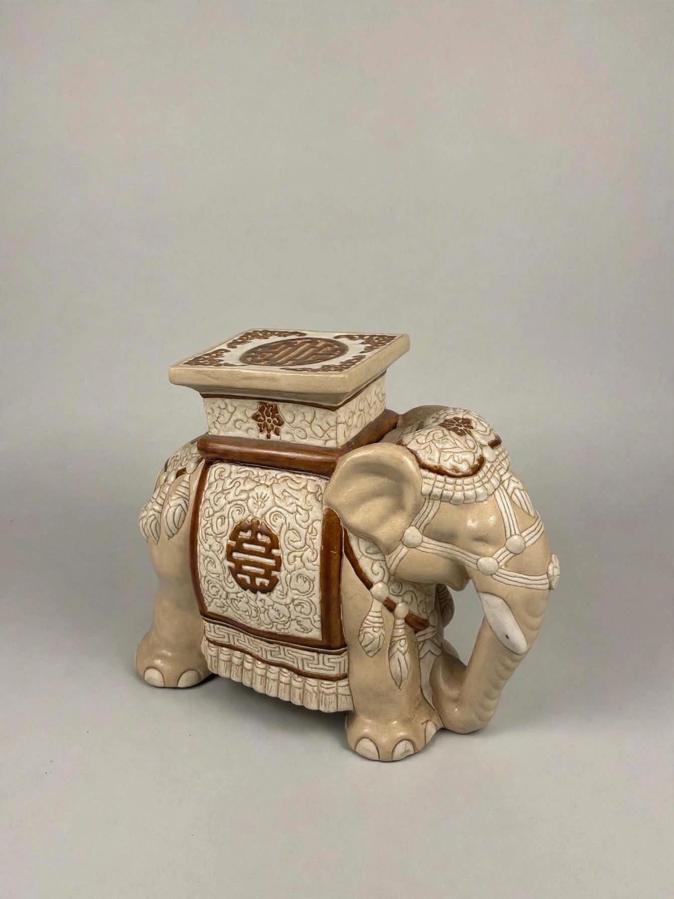 Vintage Ceramic Elephant Garden Stool Plant Stand Cream - photo 4