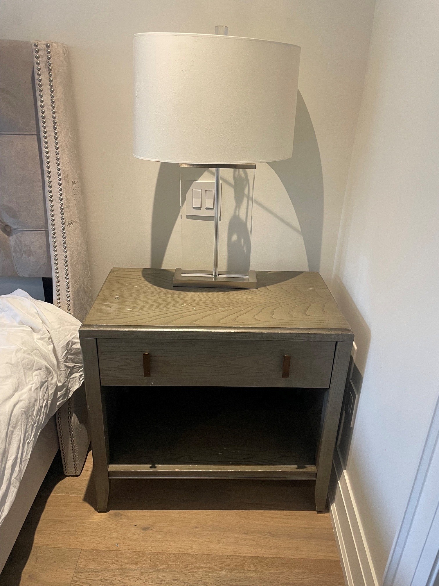 Set of Two Grey Wooden Nightstands - photo 2