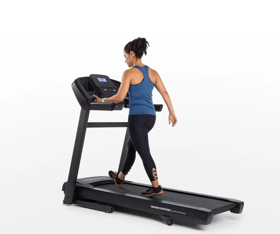 Horizon T202 Treadmill - Like New - photo 3