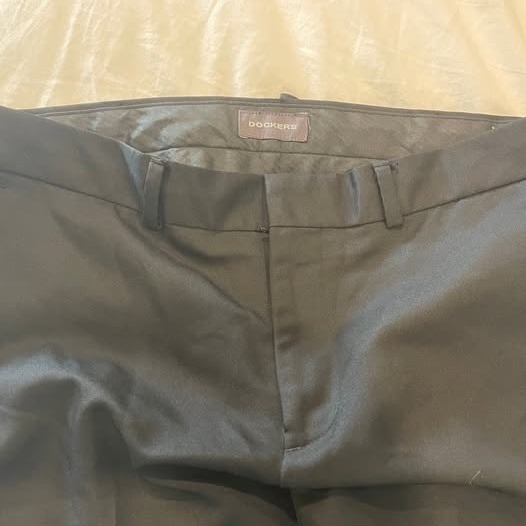 Dockers Mens 32/30 Black Dress pants preloved - photo 3