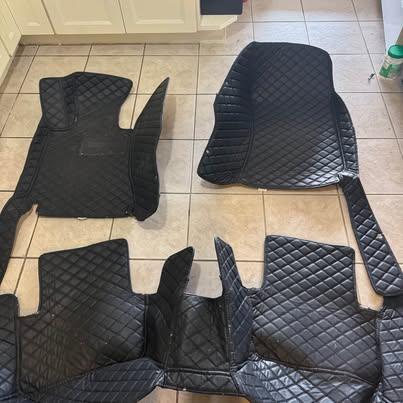 Universal tufted mats all weather