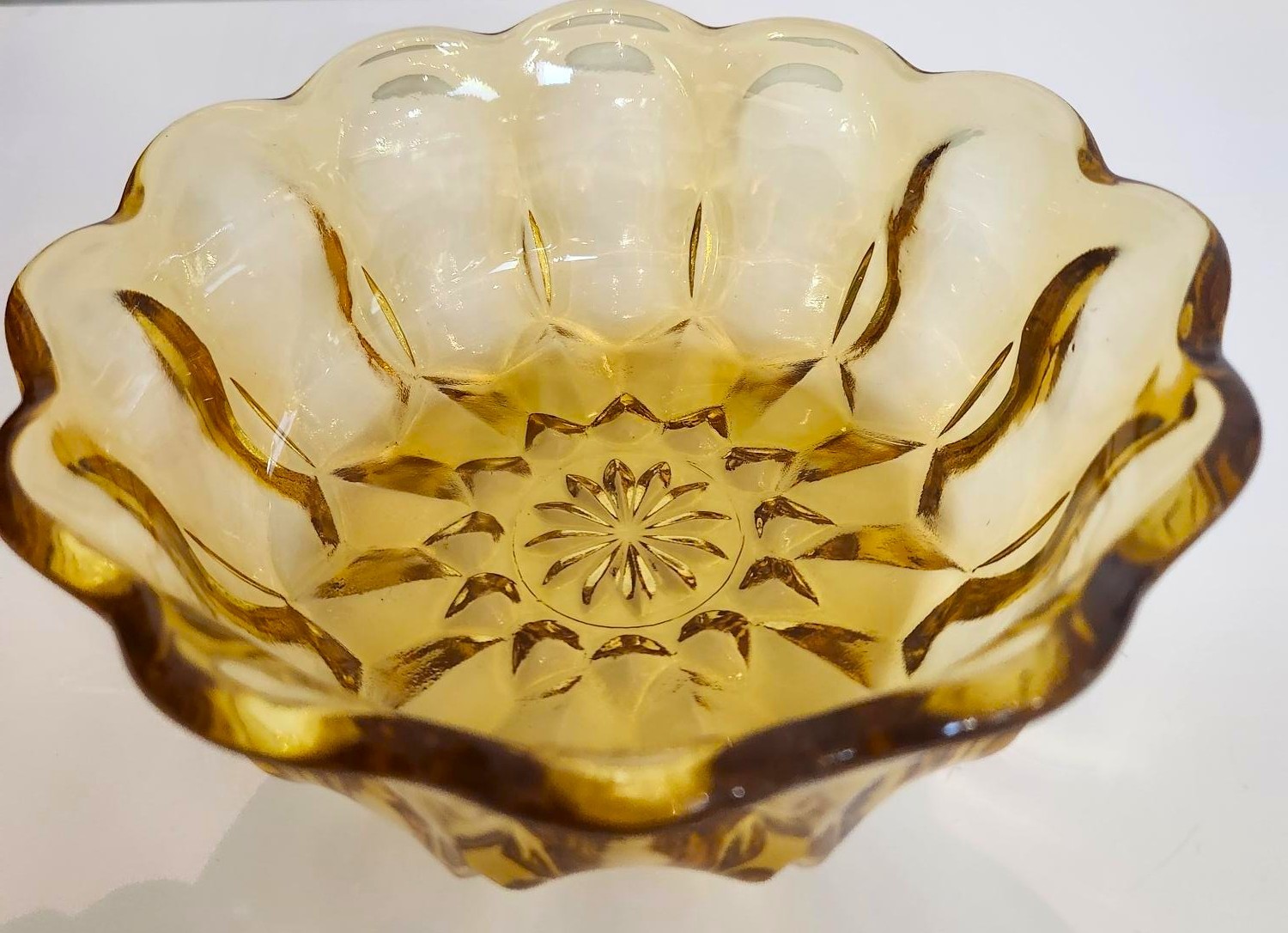 Vintage Anchor Hocking "Fairfield" Pattern 6 Inch Bowl - Amber - photo 2