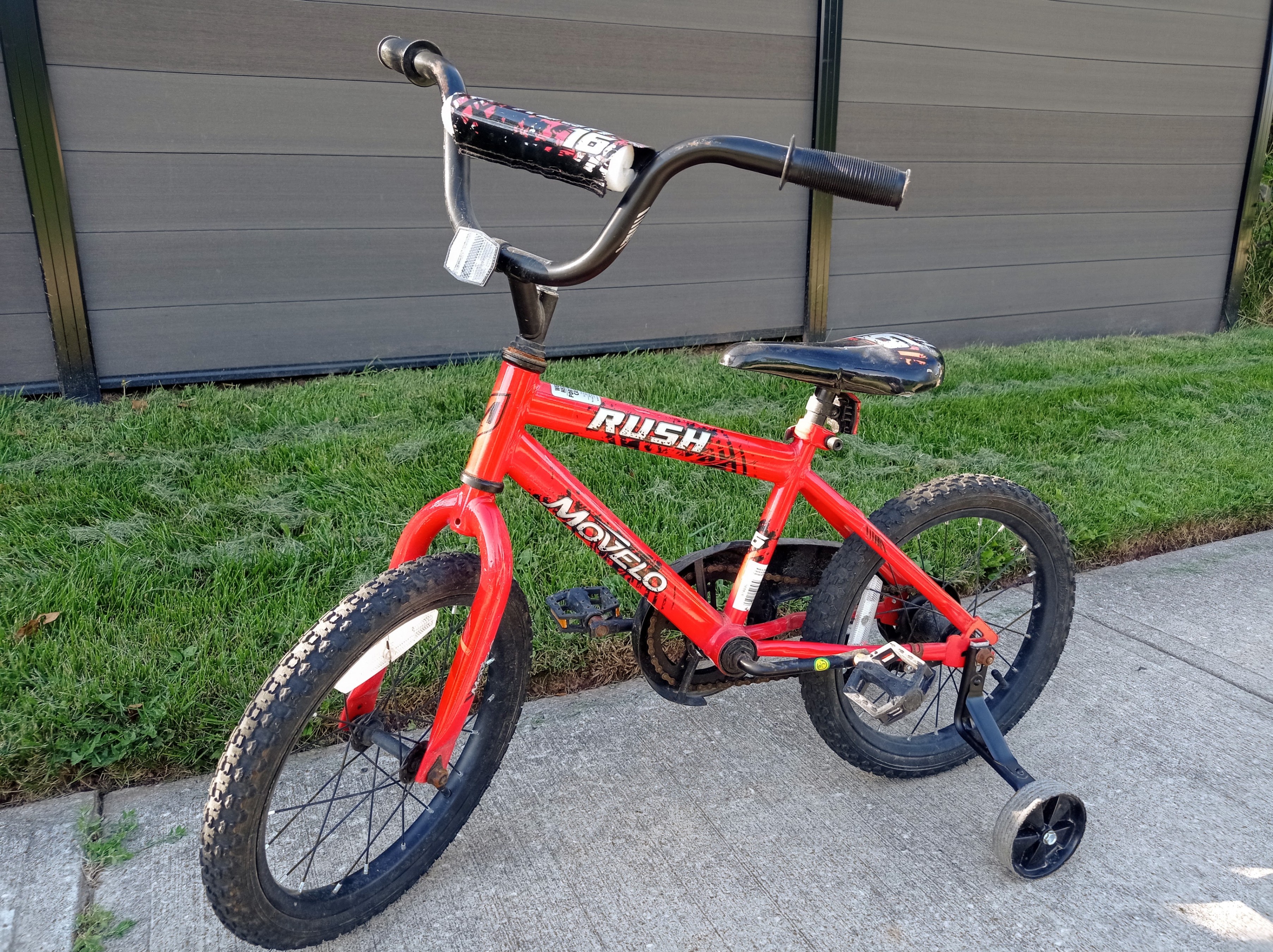 Movelo Rush 16" Kids Bike with Training Wheels