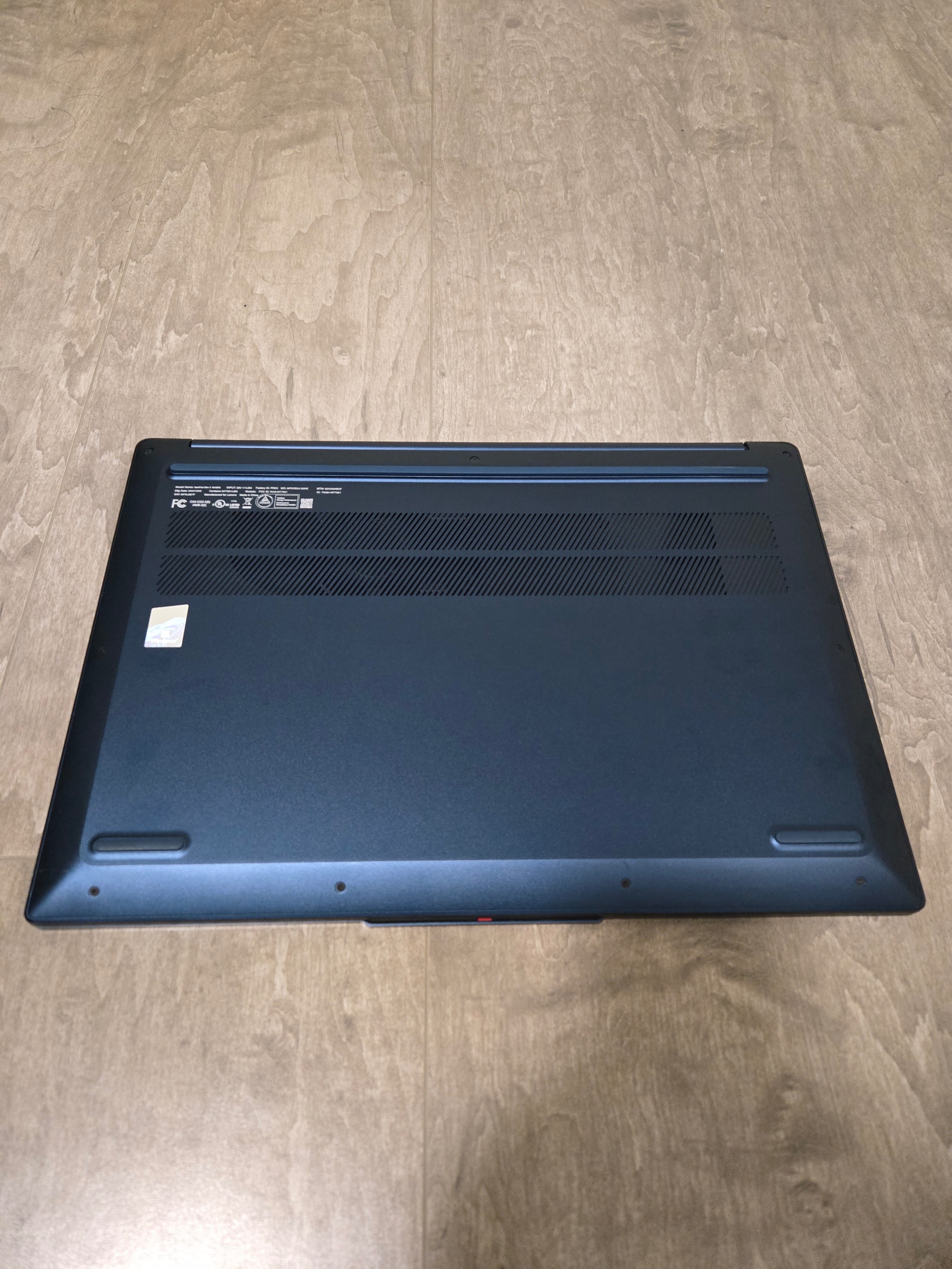 Lenovo IdeaPad Slim 5 - Ryzen 5, 16GB RAM, 512GB SSD - photo 3