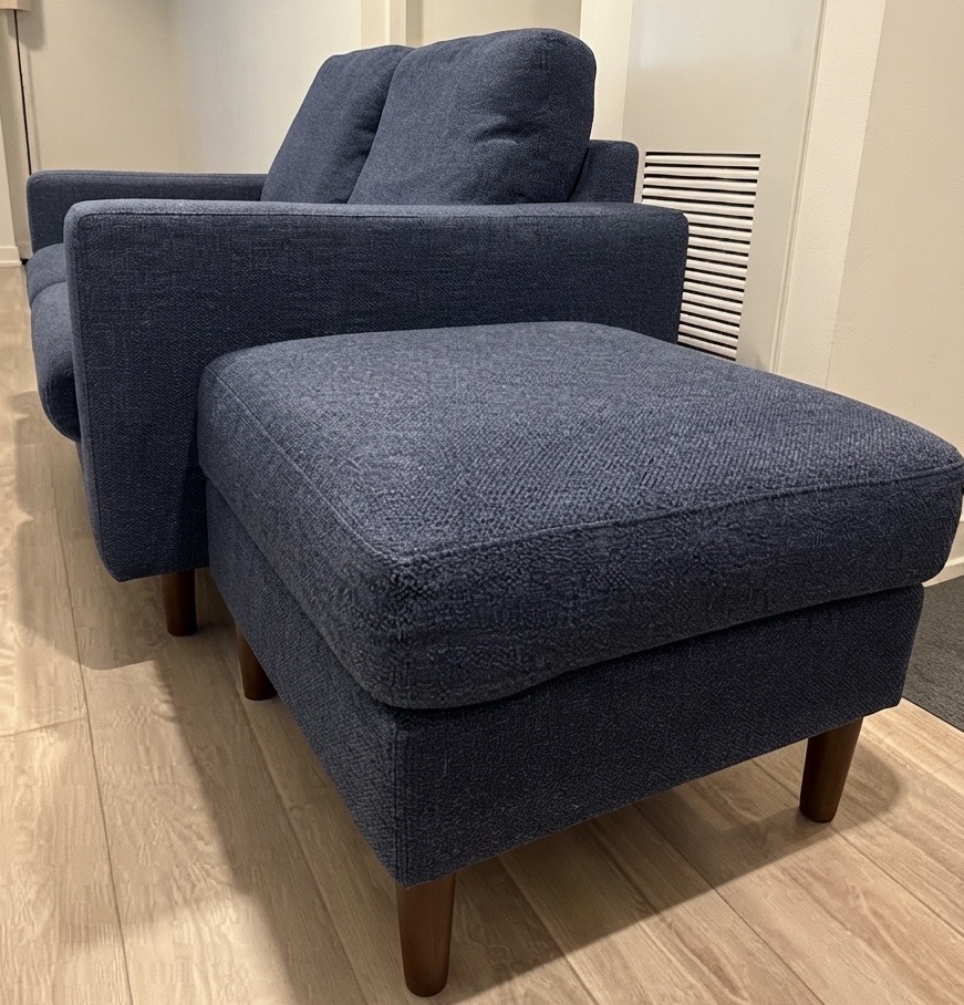 Cozey Altus 2-seater Sofa + Ottoman - Deep Sea Navy - photo 3