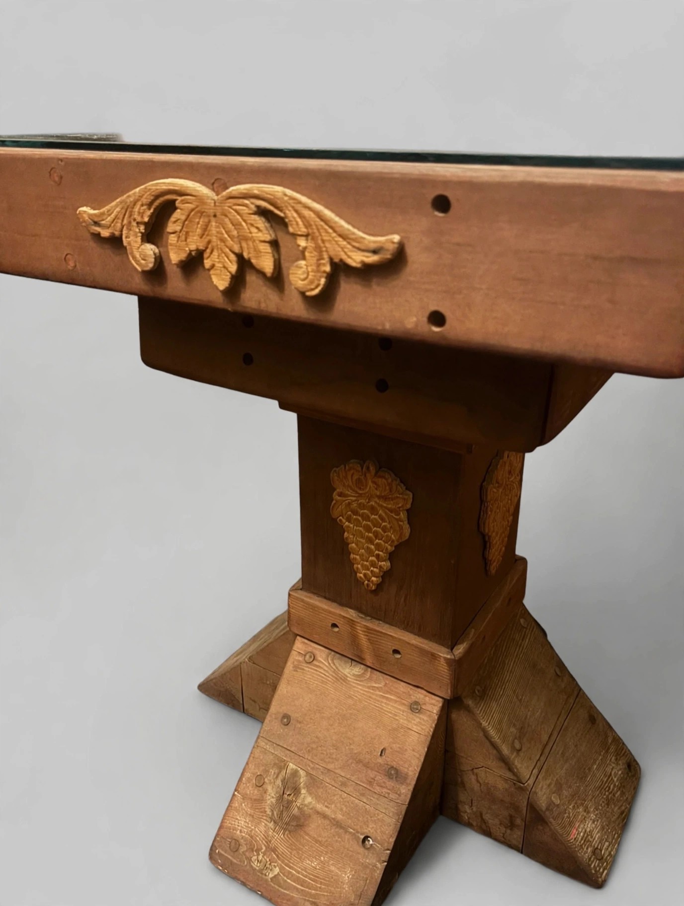 Solid Cedar Pedestal Table 20.5in Grape Vine Mosaic Inlay - photo 4