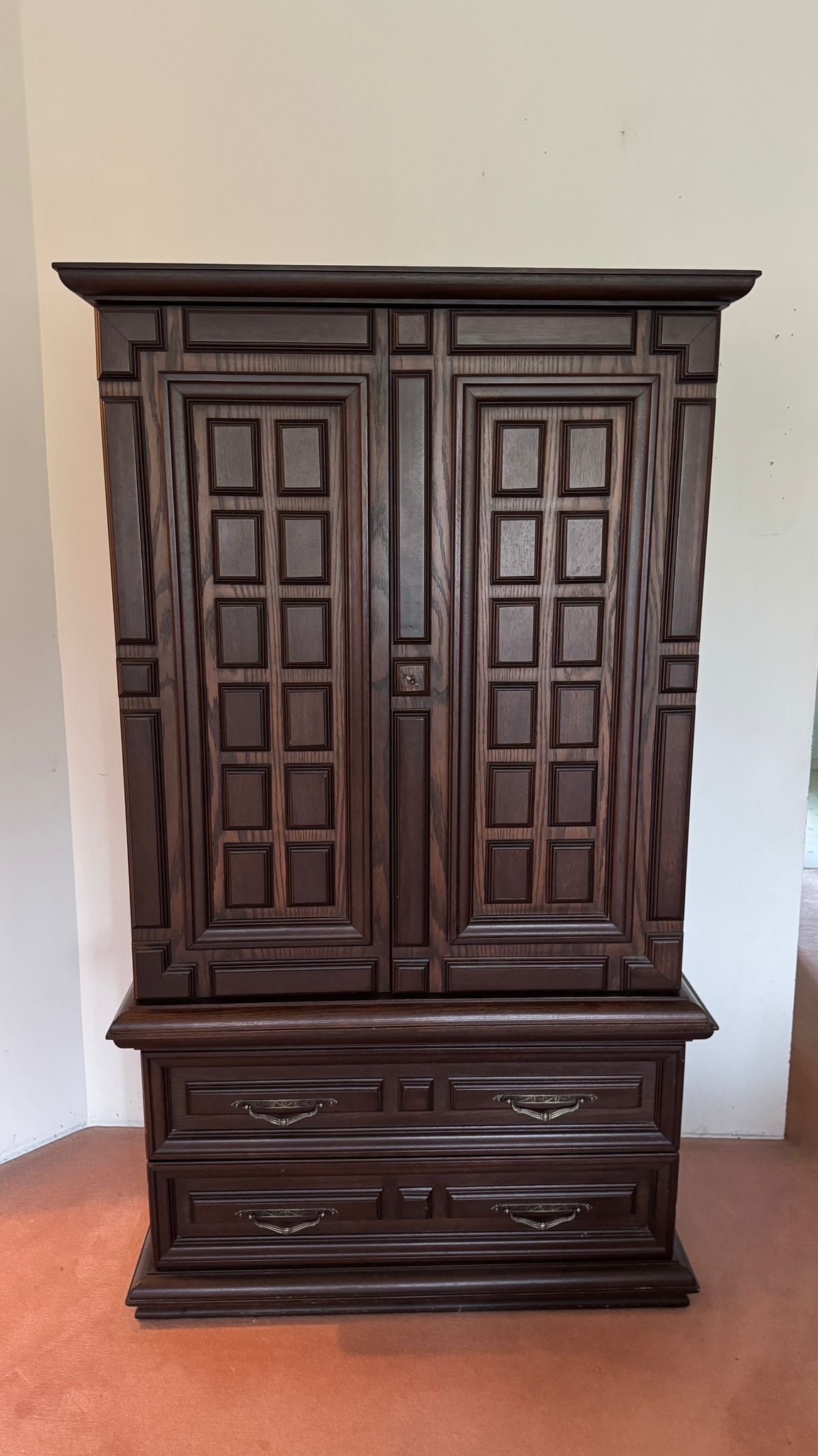 Beautiful Solid Wood Tallboy Dresser – C$470
