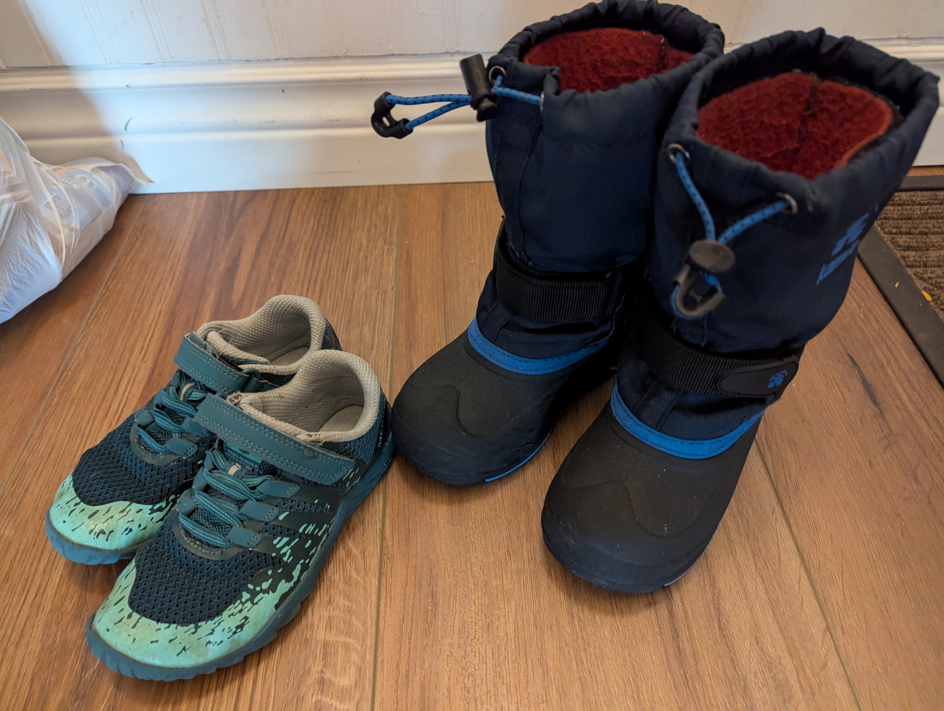 Kamik WInter Boots WaterProof Merrel Runner Size 11