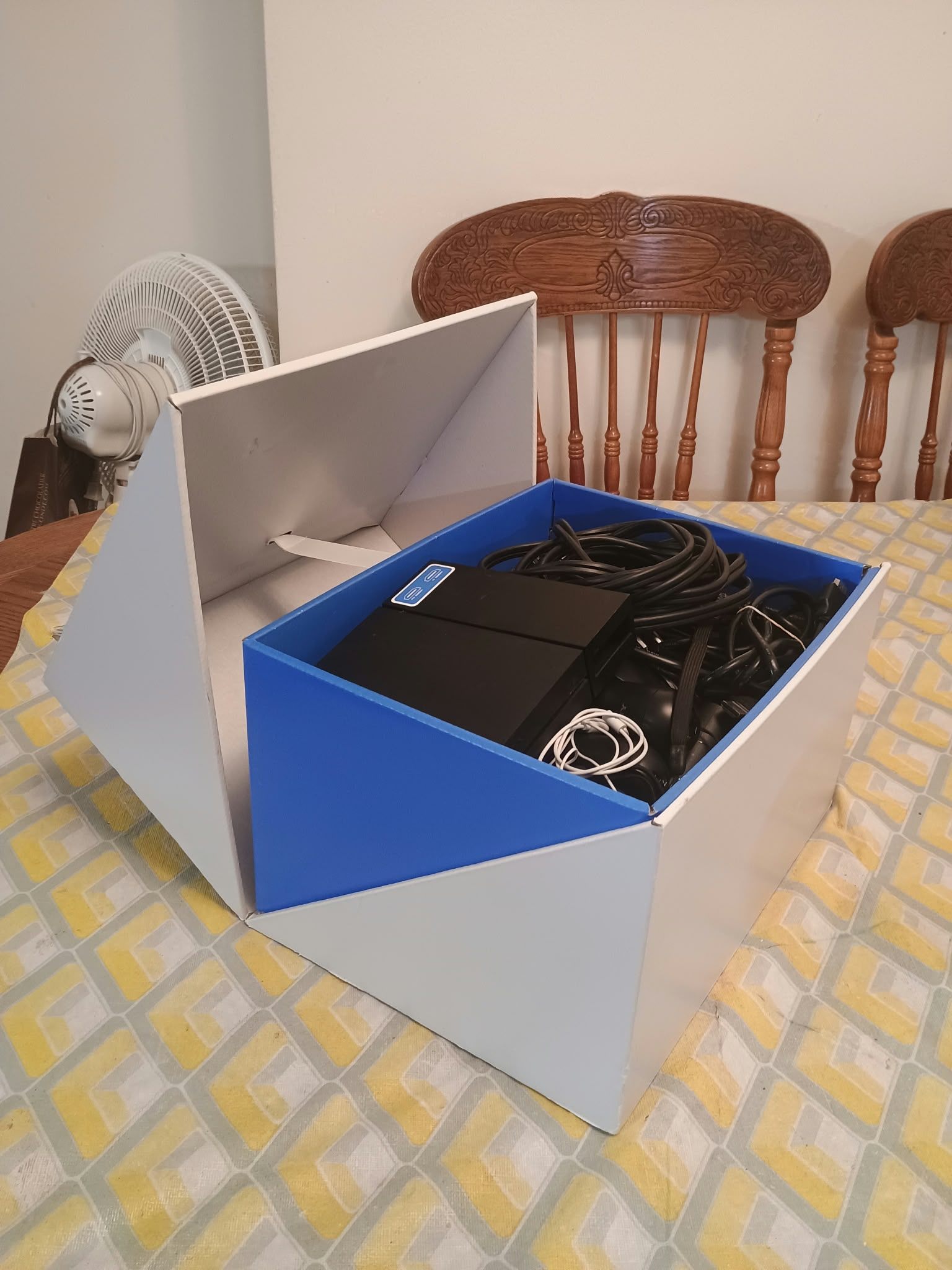 Complete PS4 VR set in like new condition - photo 2