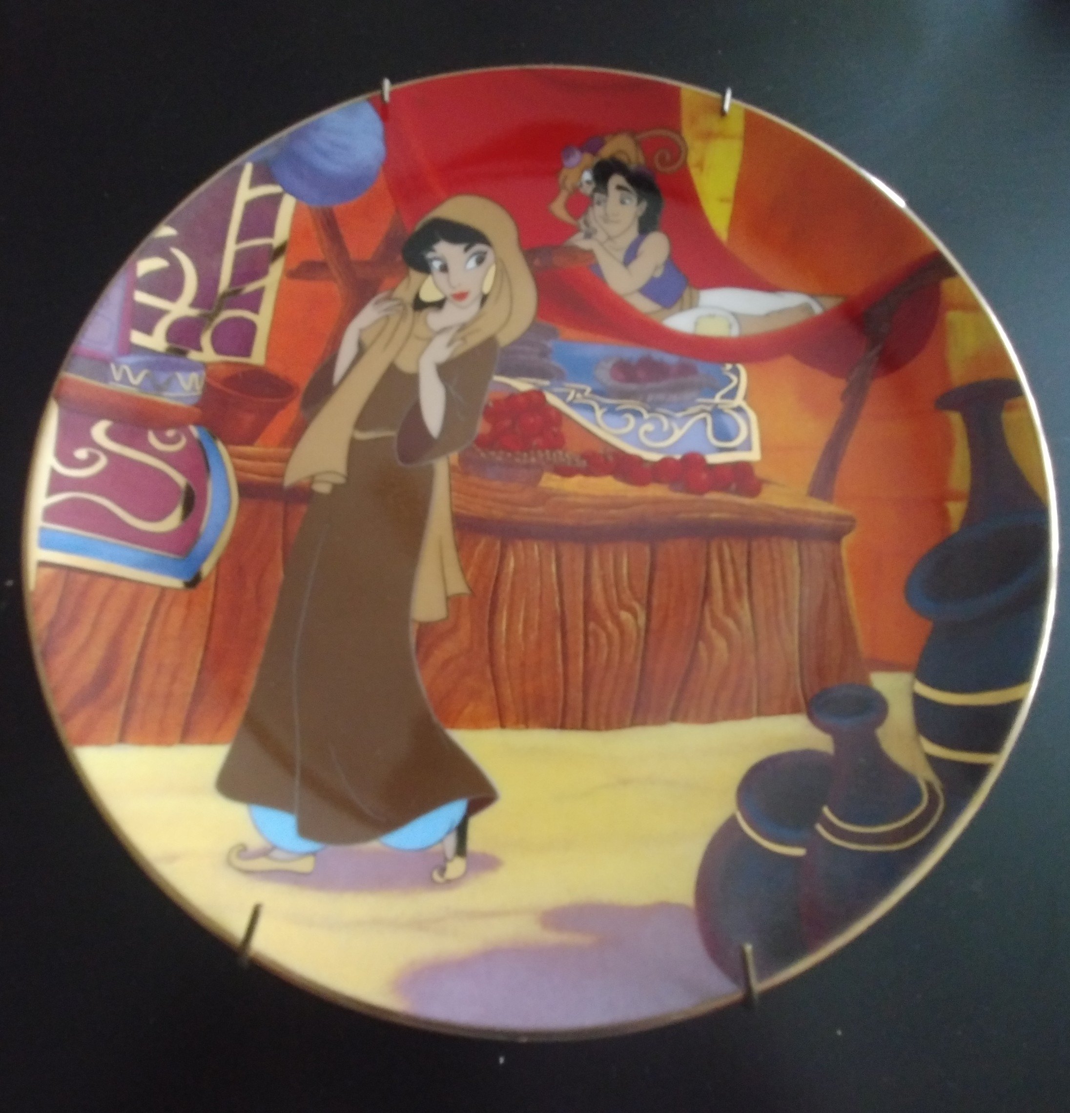 "Aladdin in Love" Collector Plate with Certificate . Like New. - photo 3