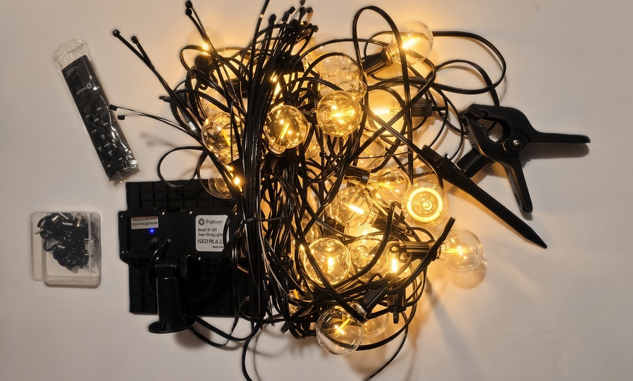 NEW Brightown 58FT Solar Outdoor String Lights - photo 3