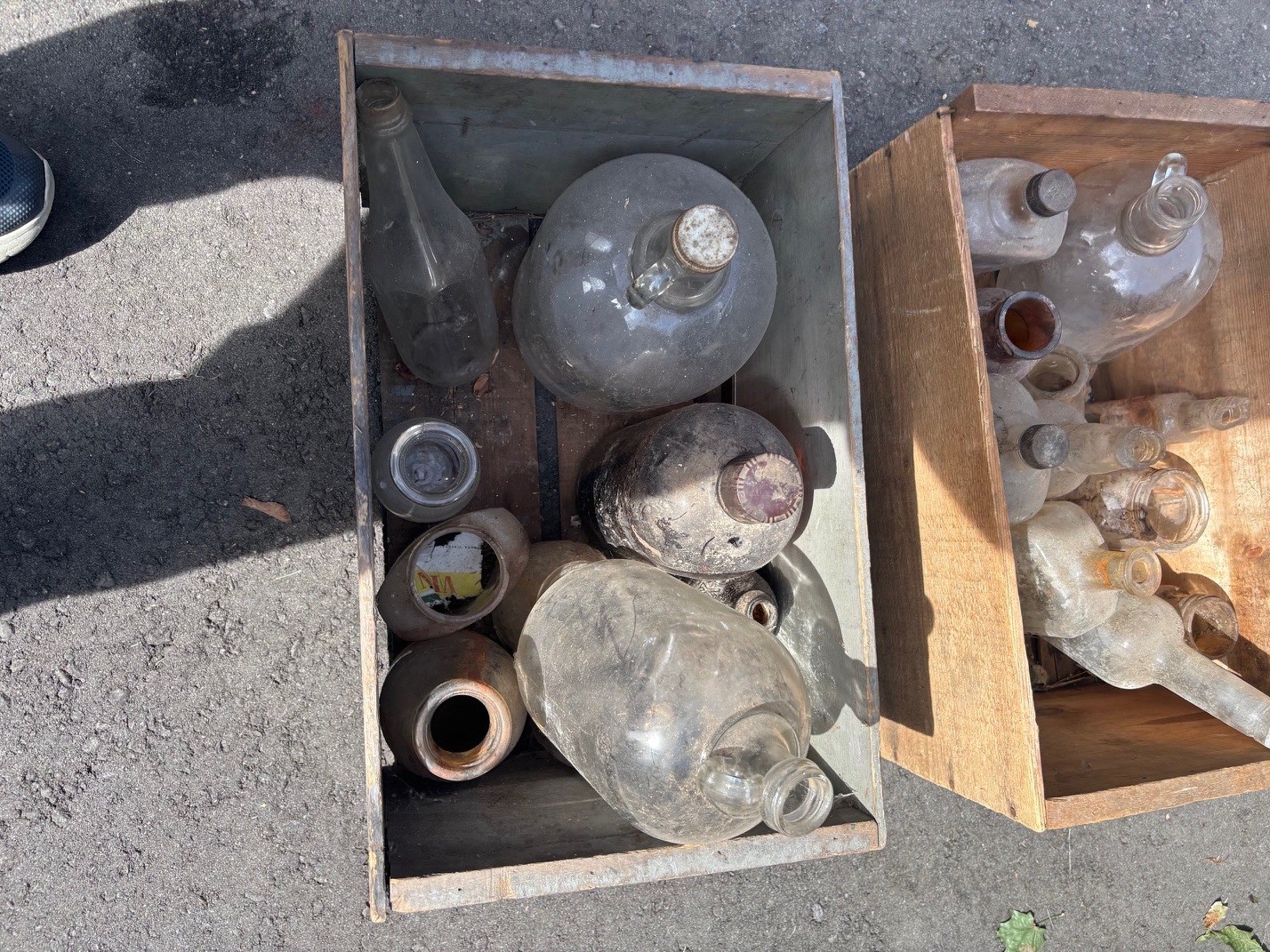 Vintage collection of glass bottles - photo 4