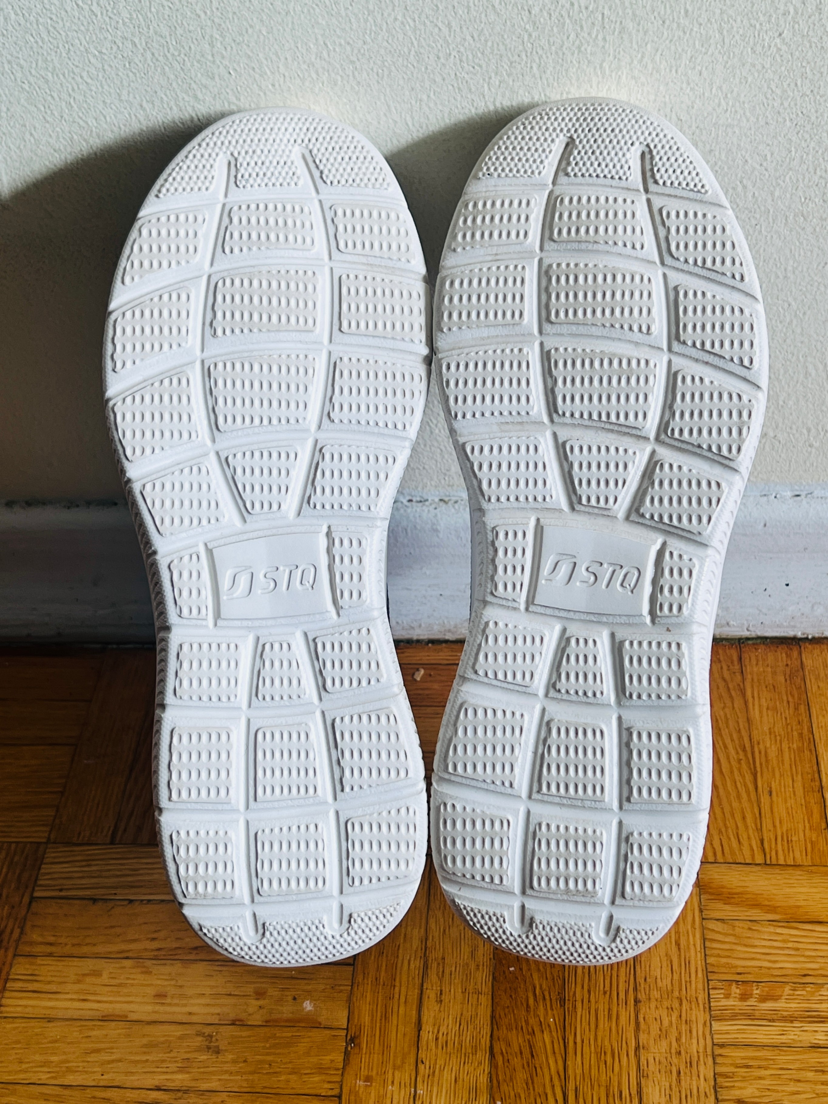 Shoes for men and women US 8 (new and unused) - photo 4