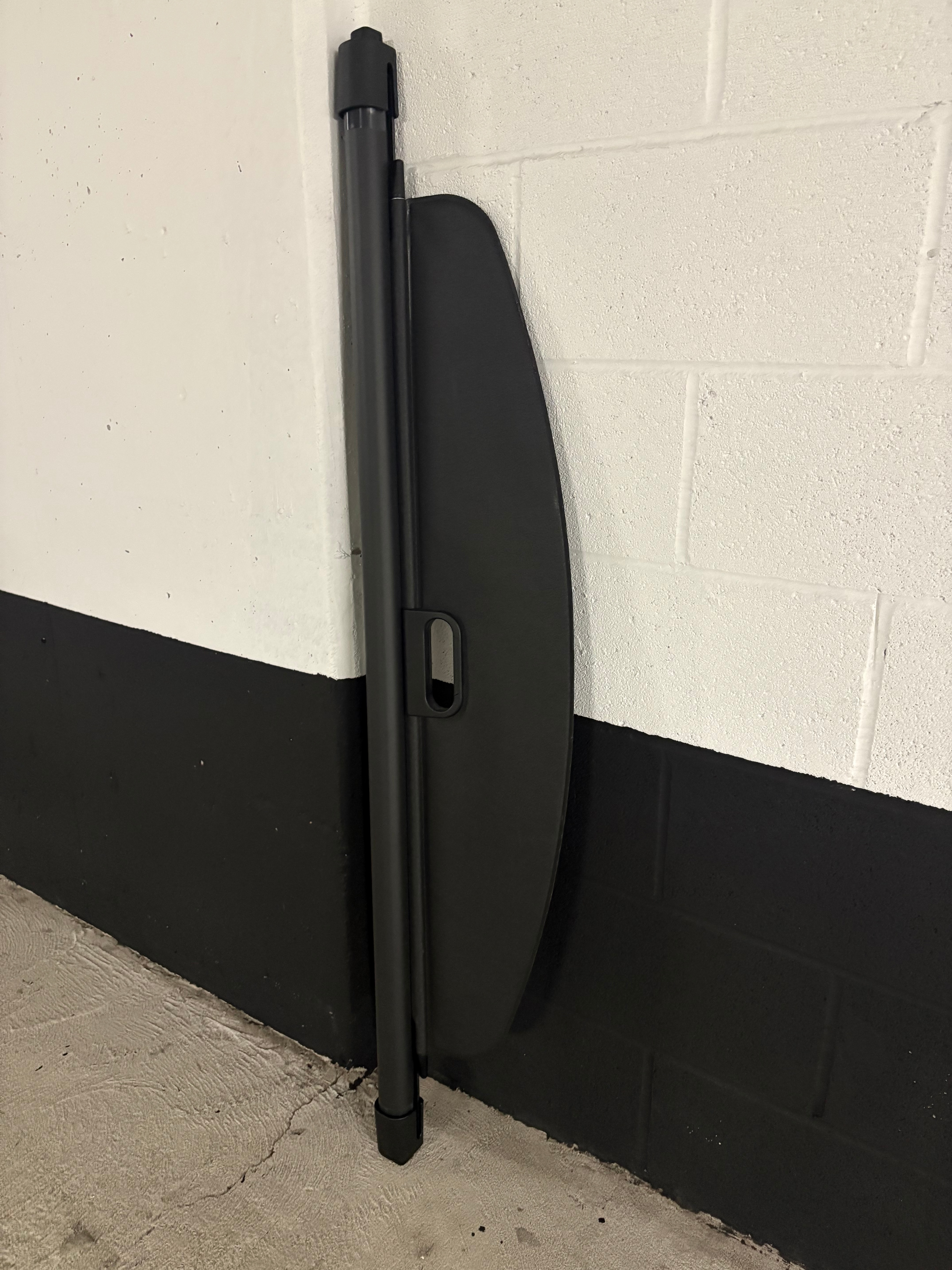 Cadillac XT5 OEM Bundle – Carpet Mats, Cargo Shade & New Filters - photo 2