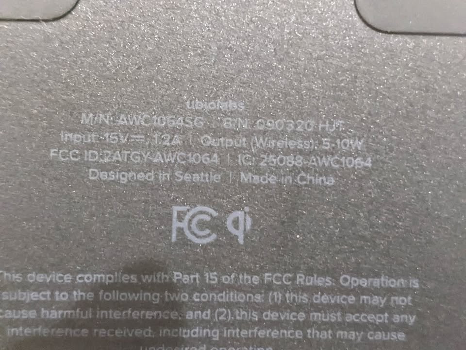 UBIO LABS 15W/10W WIRELESS CHARGER, $10 each - photo 4