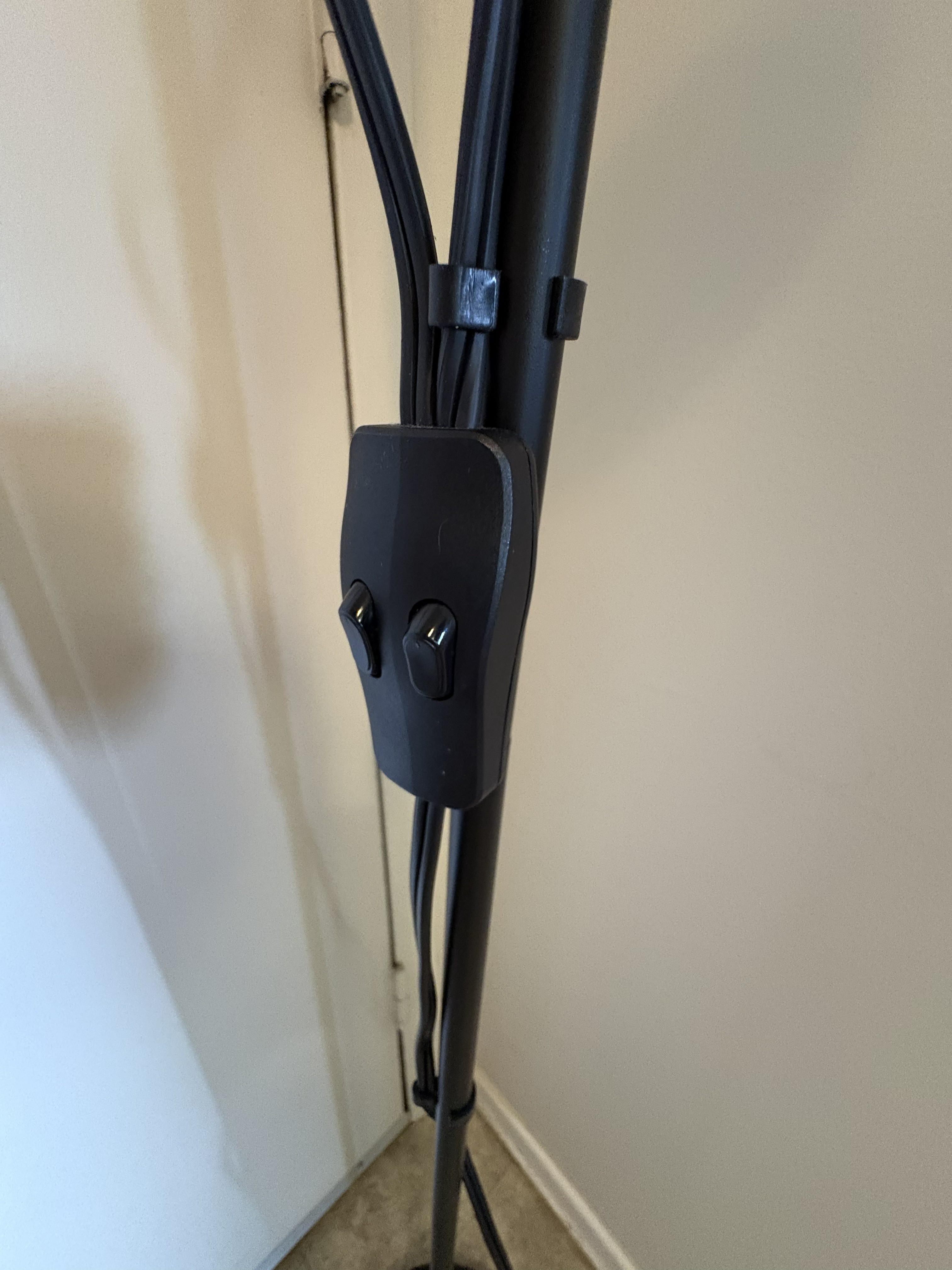 2 IKEA Floor Lamps - photo 4