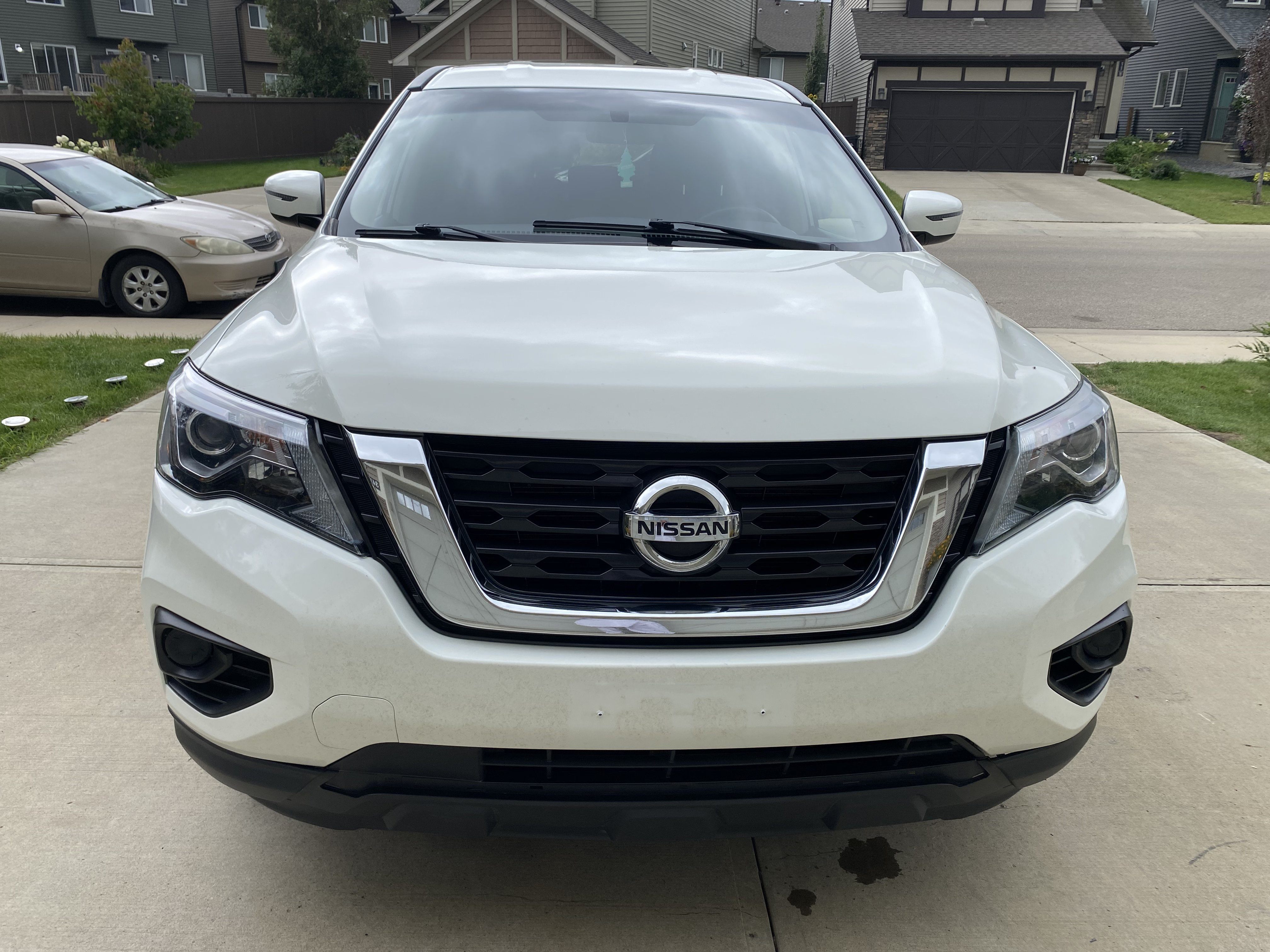 2019 Nissan Pathfinder – Active – No Accident –4WD –190K –$14900 - photo 4