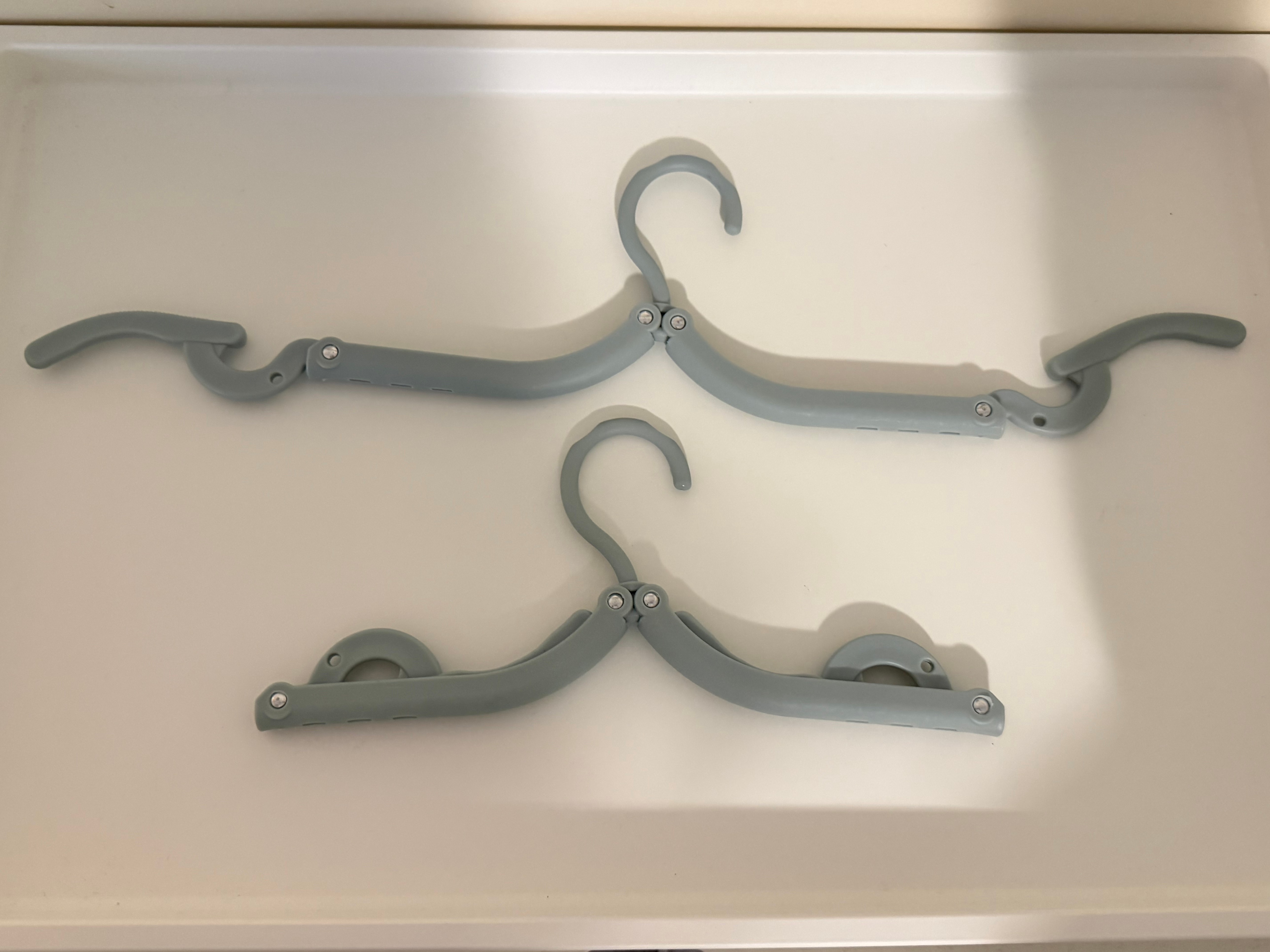 2 Foldable Travel Clothes Hangers – Compact and Portable