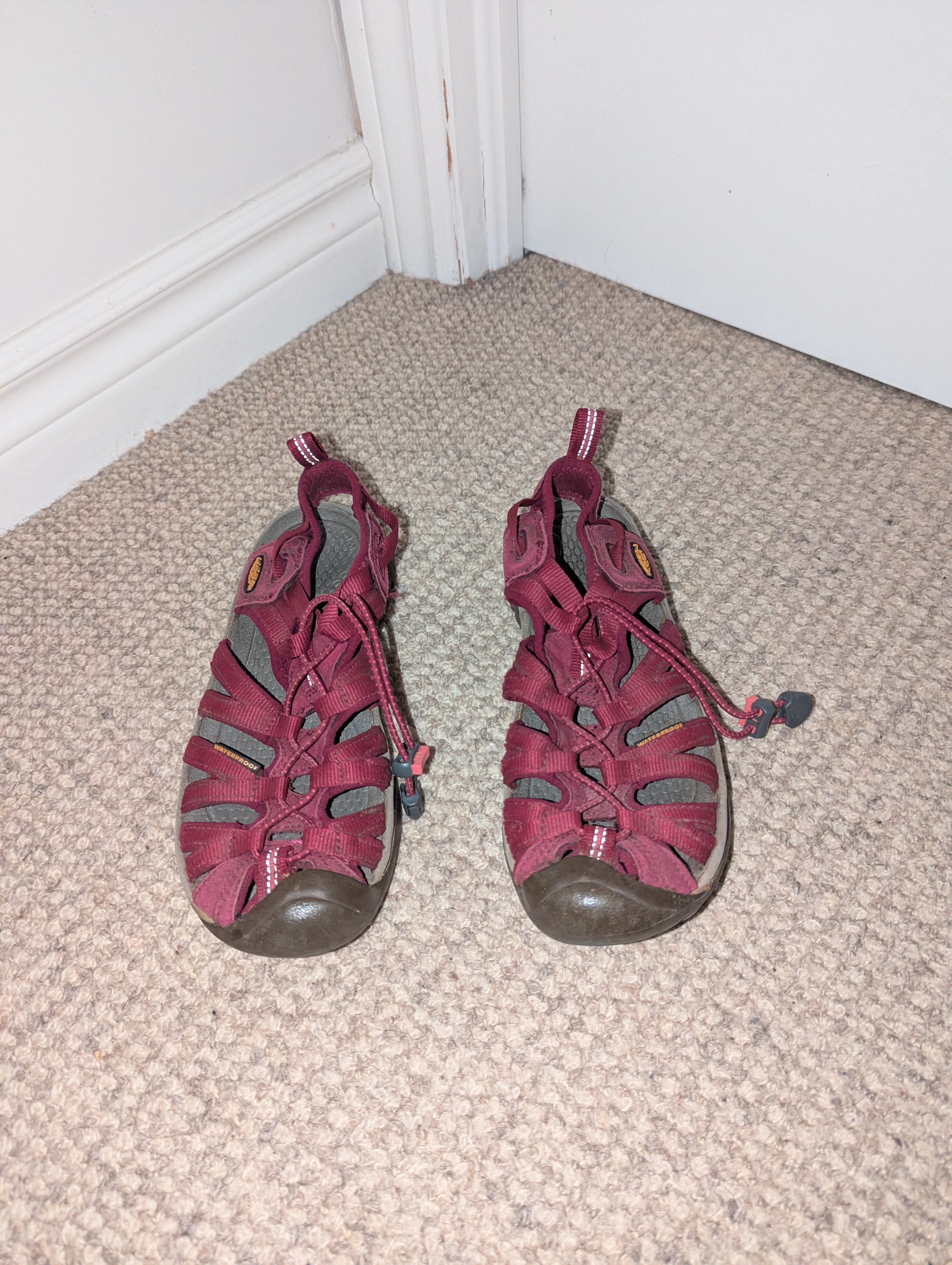 Keen Women's Waterproof Sandals, Maroon