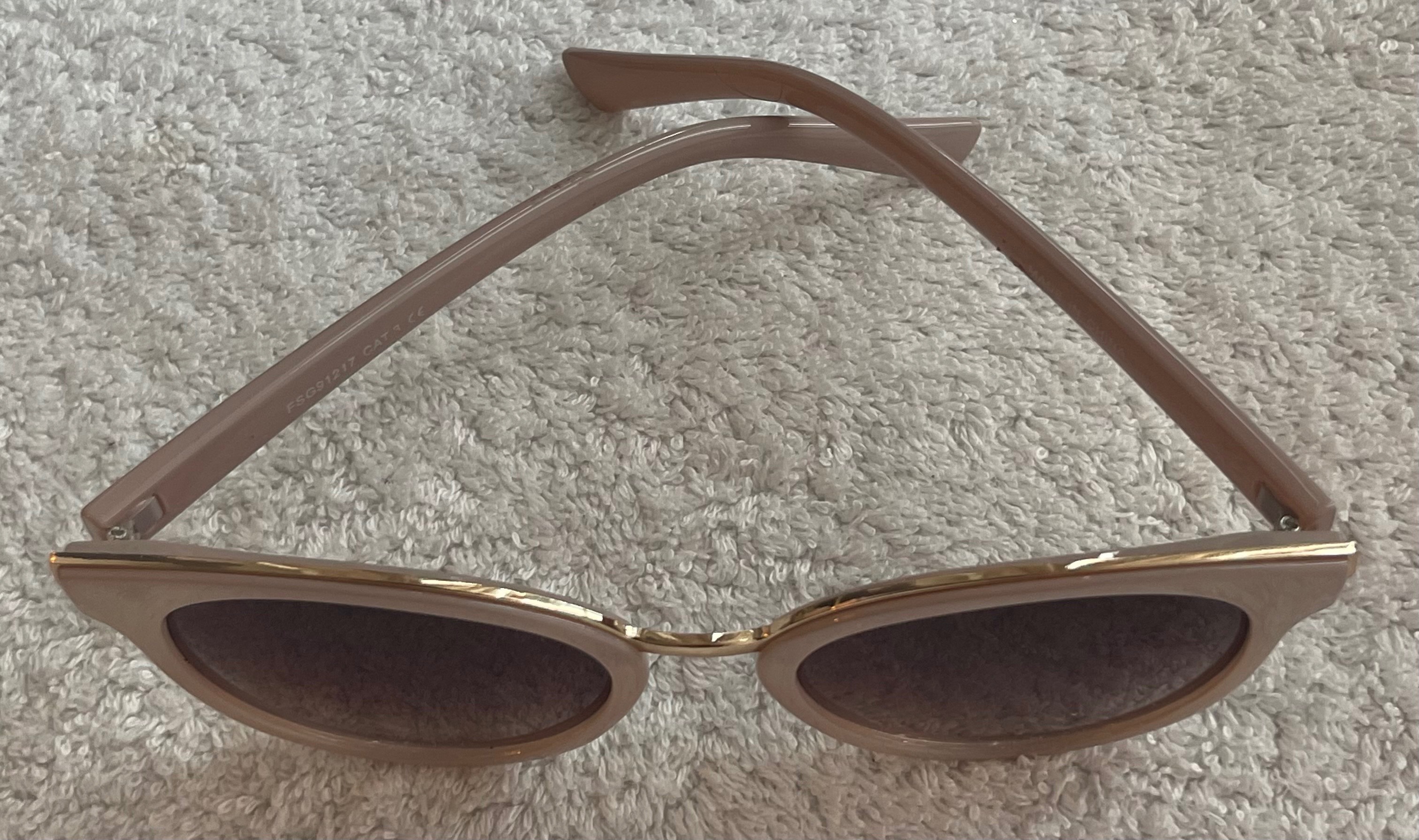 Foster Grant Blush Pink & Gold Sunglasses Frame - photo 5