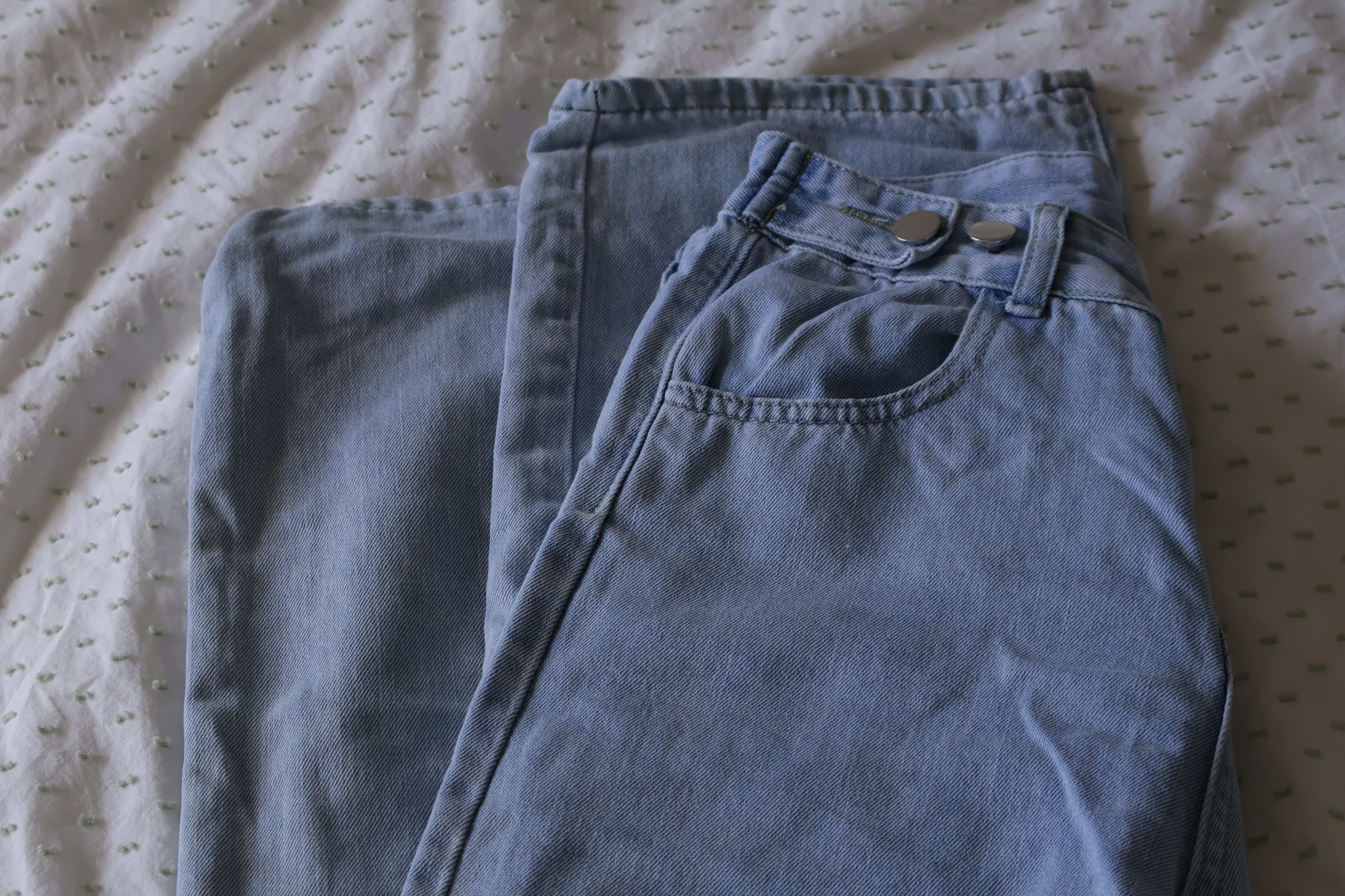 Light wash jeans - photo 2