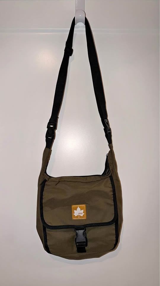 Vintage Outdoor Crossbody Bag - Olive Green