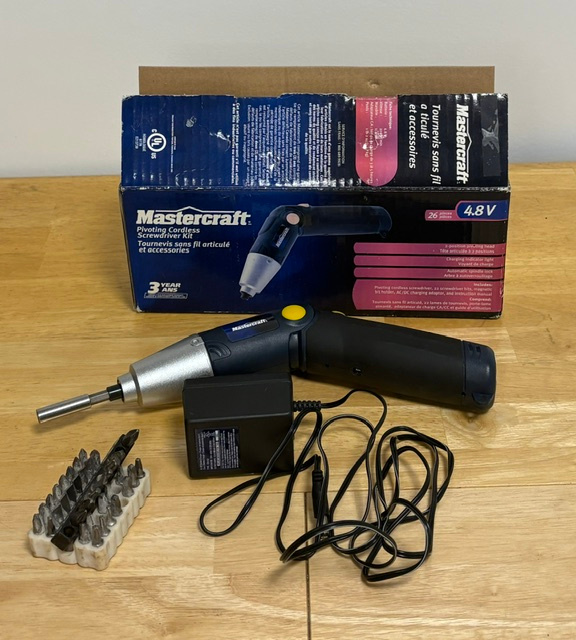 Mastercraft pivoting cordless screwdriver